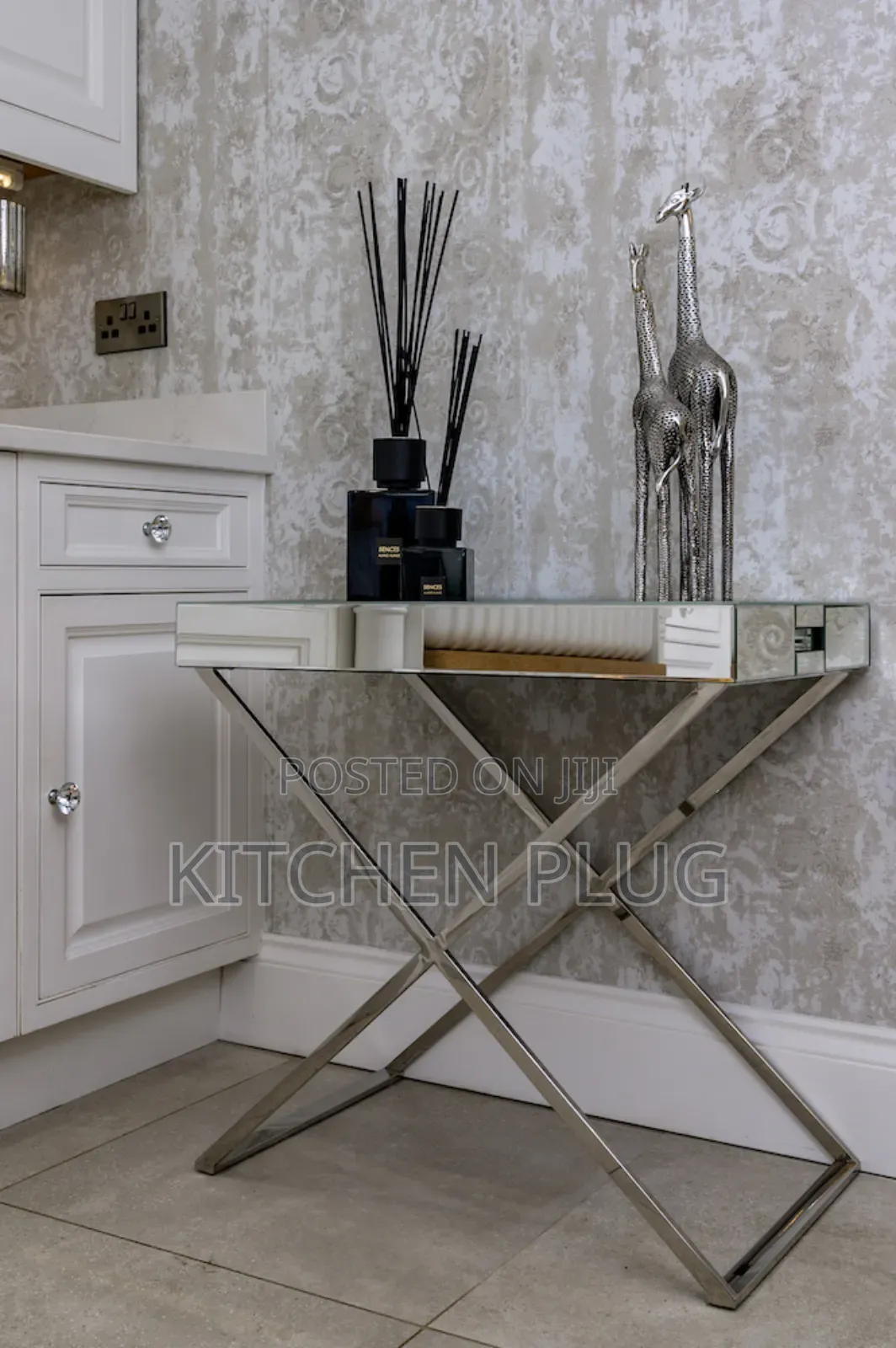 Mirrored Tray Table