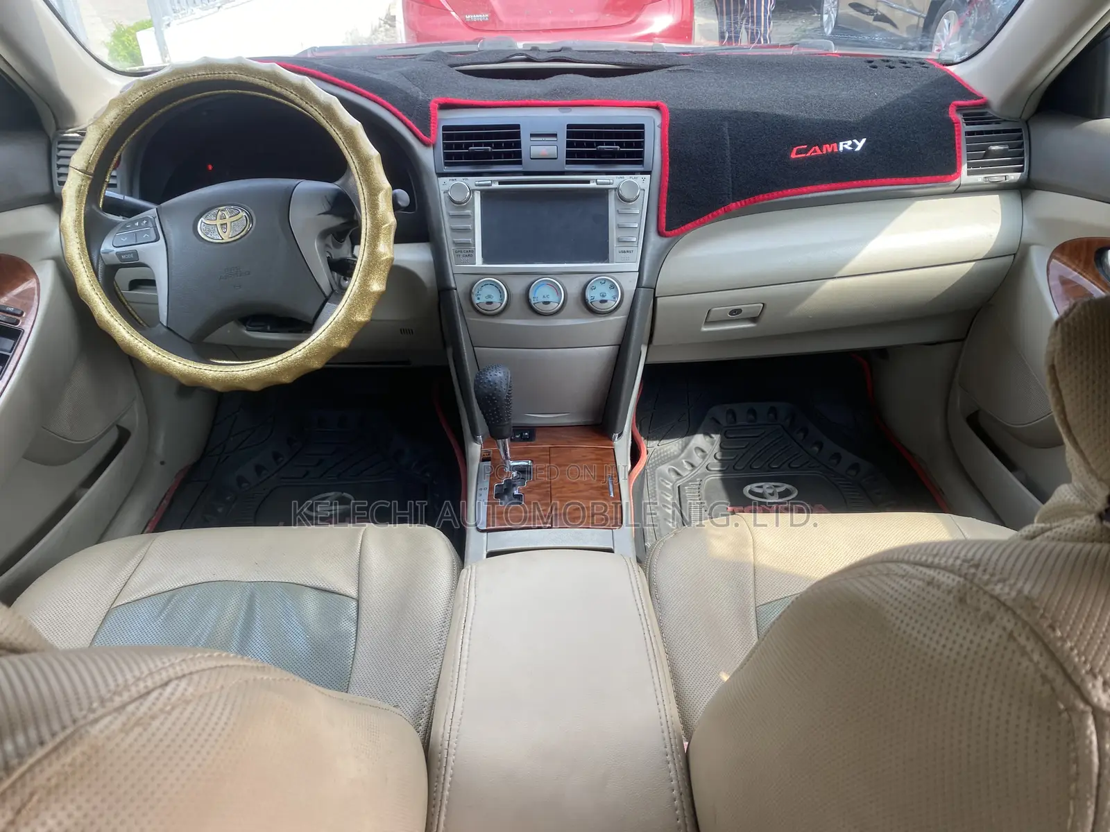 Toyota Camry LE 4dr Sedan (2.4L 4cyl 5A) 2009 Gold