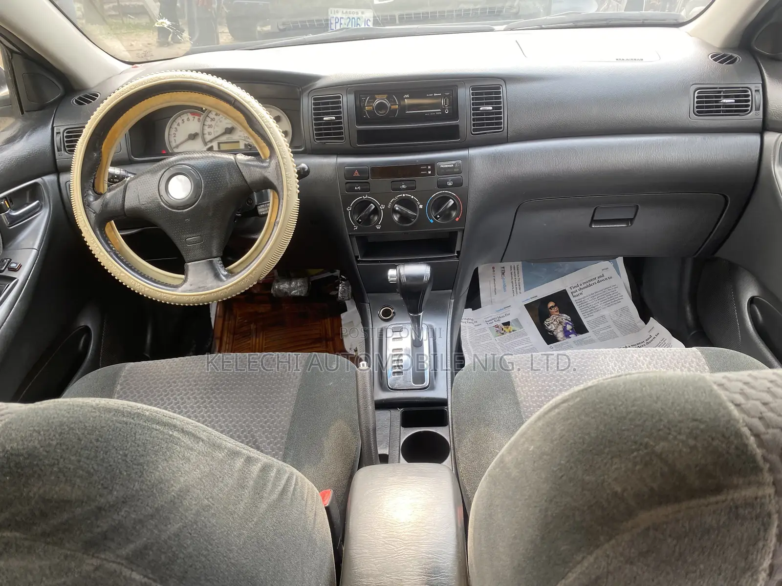 Toyota Corolla LE 2004 Silver