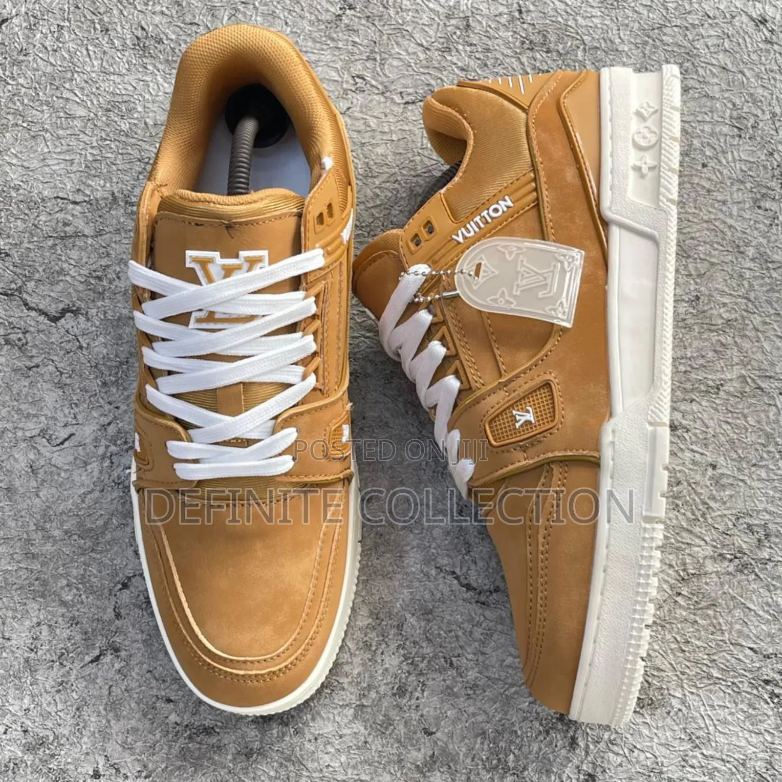 LOUIS VUITTON Top Grade Sneakers