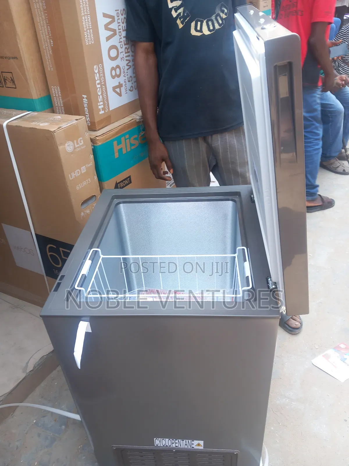 Hisense Chest Freezer 125litters 100%Copper