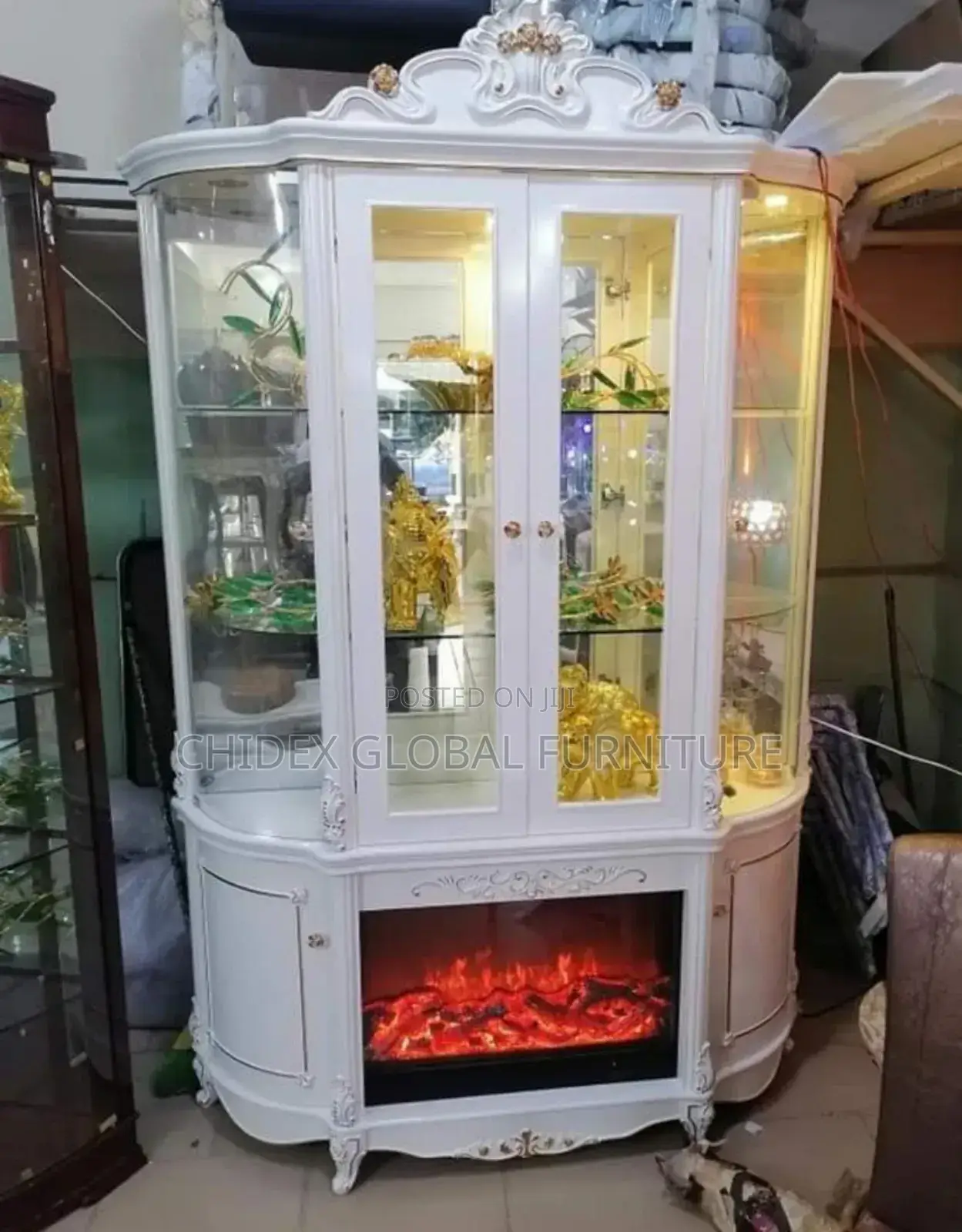 Royal Fireplace Bar
