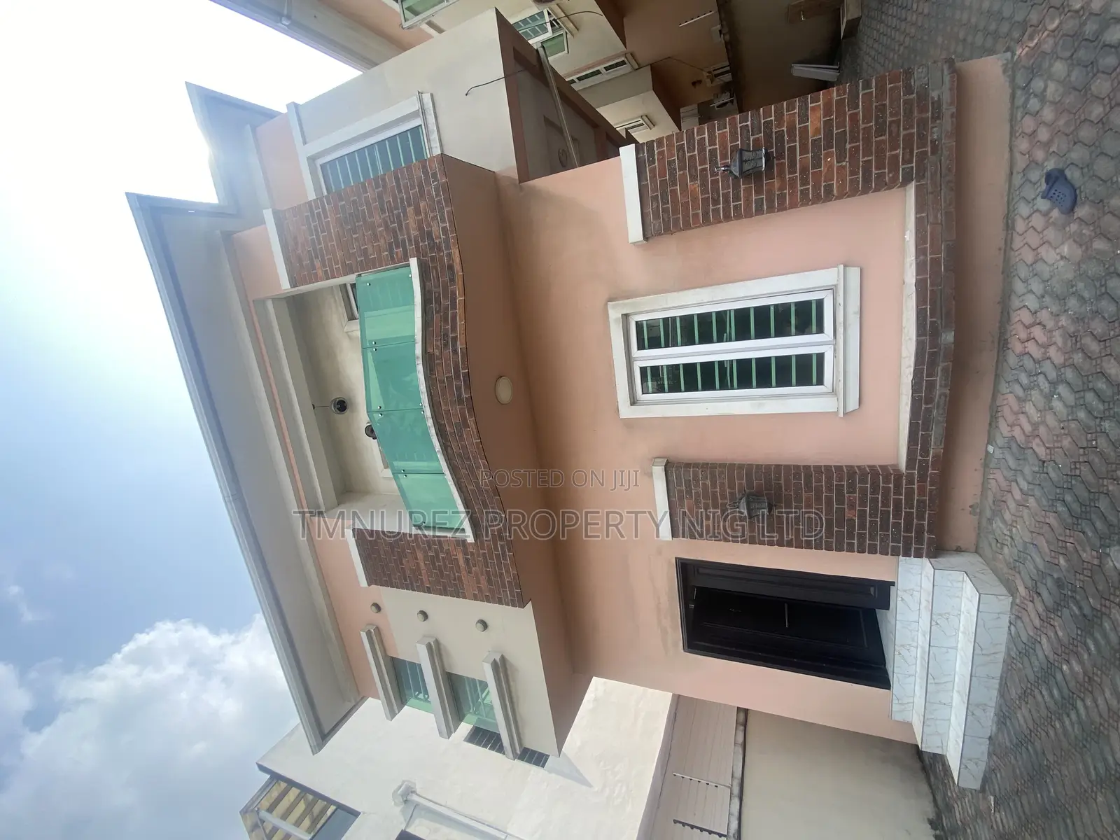 4bdrm Duplex in Osapa London, Lekki for rent
