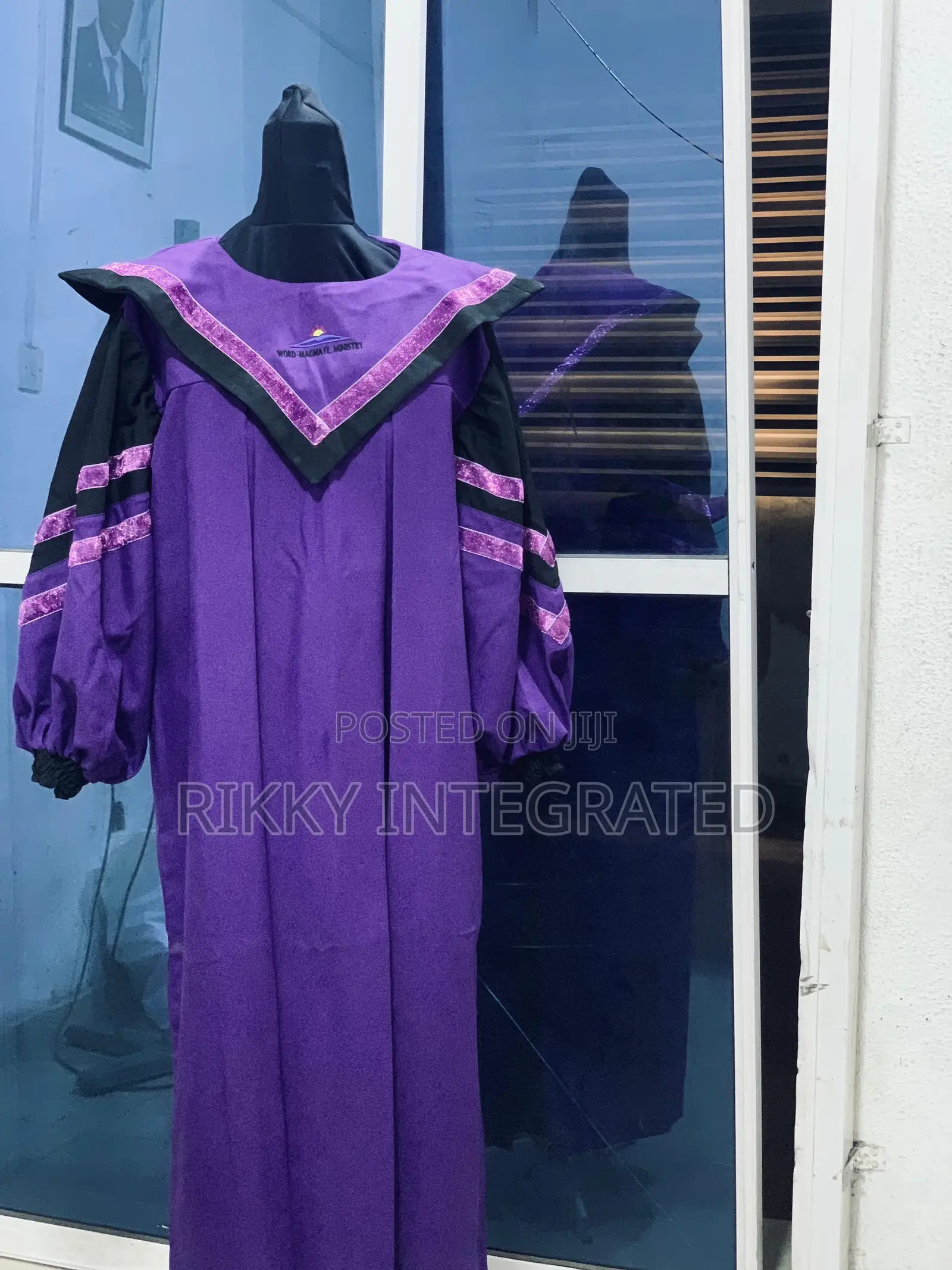 ₦3k Graduation And Choir Gowns – Strong Fabric, Lasts Longer