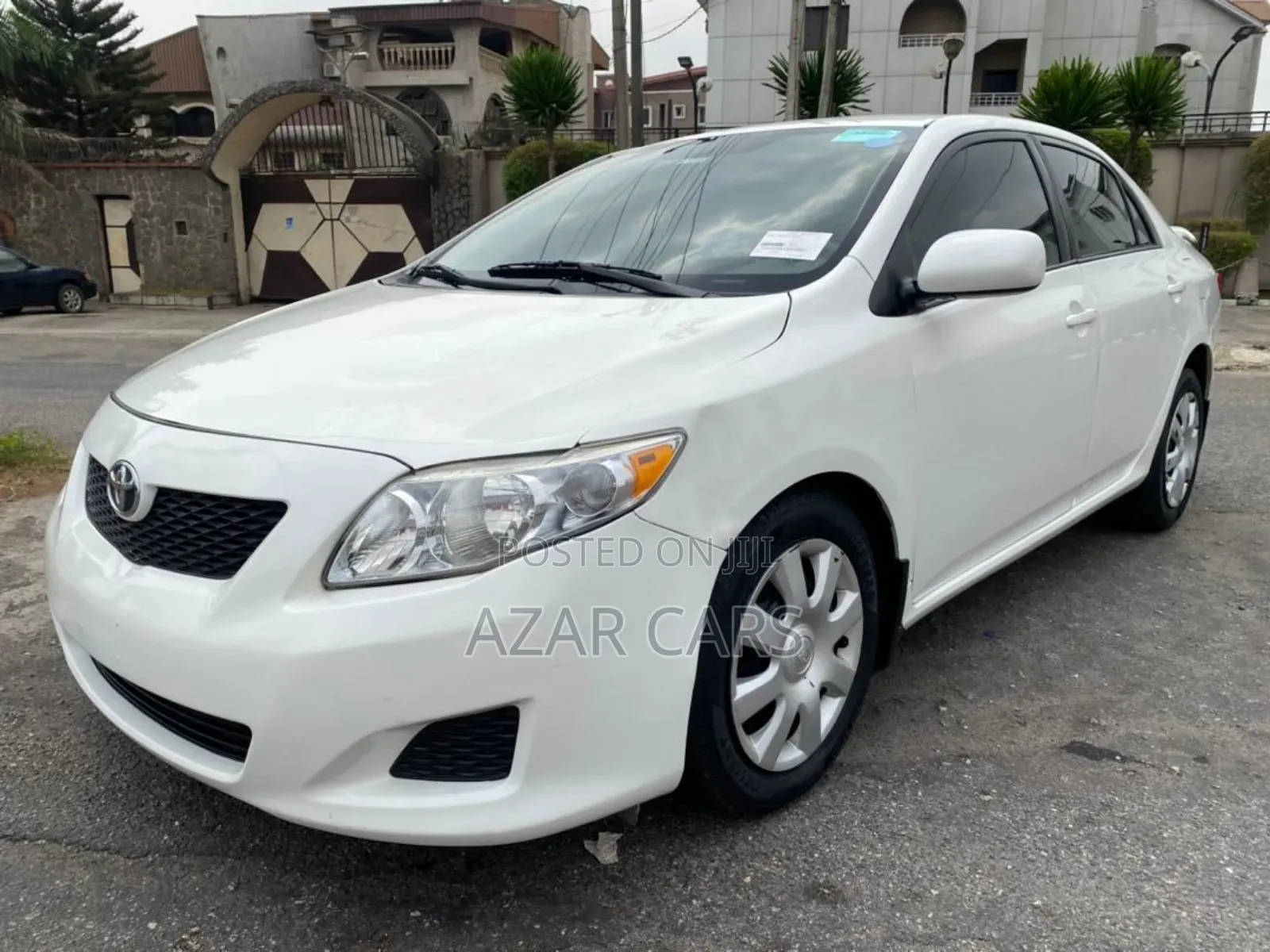 Toyota Corolla XLE 4dr Sedan (1.8L 4cyl 4A) 2009 White