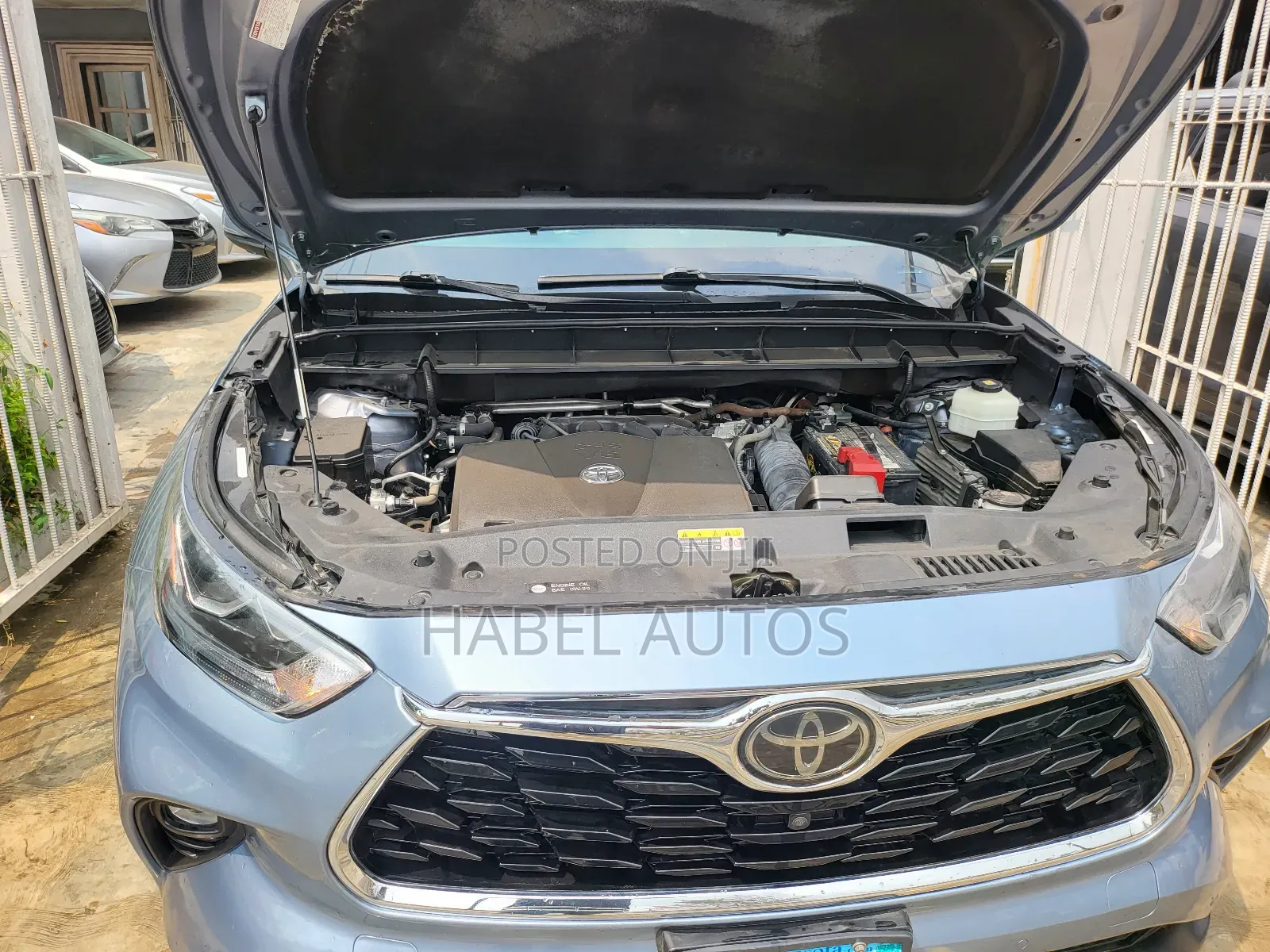 Toyota Highlander Limited AWD 2020 Blue