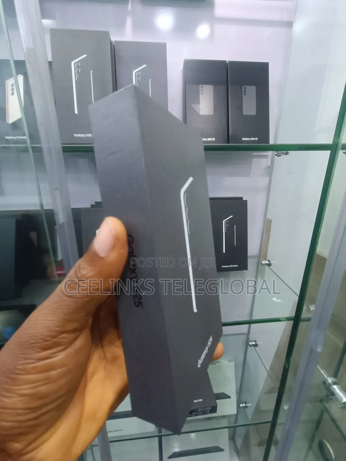 New Samsung Galaxy S25 256 GB Black