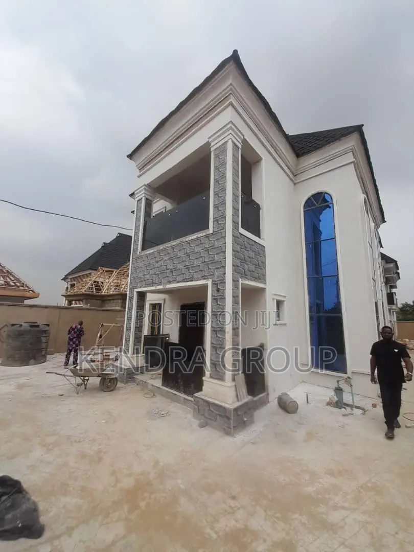 Furnished 1bdrm Block of Flats in Nitel Estate, Ikorodu Garage
