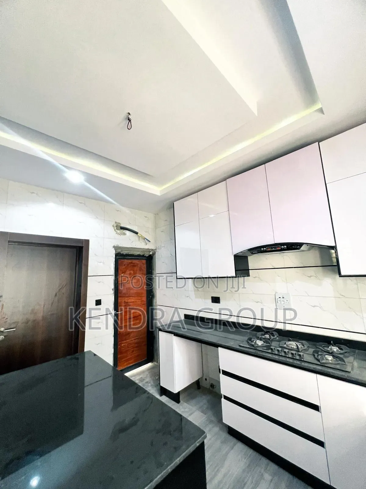 Furnished 4bdrm Duplex in Lekki Palm City, for sale