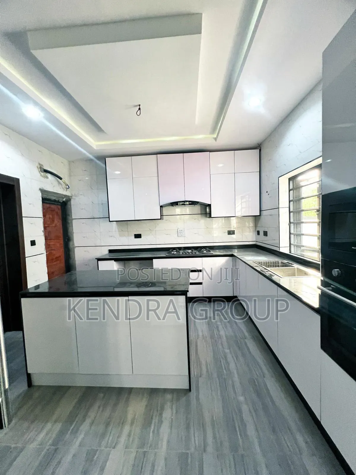 Furnished 4bdrm Duplex in Lekki Palm City, for sale