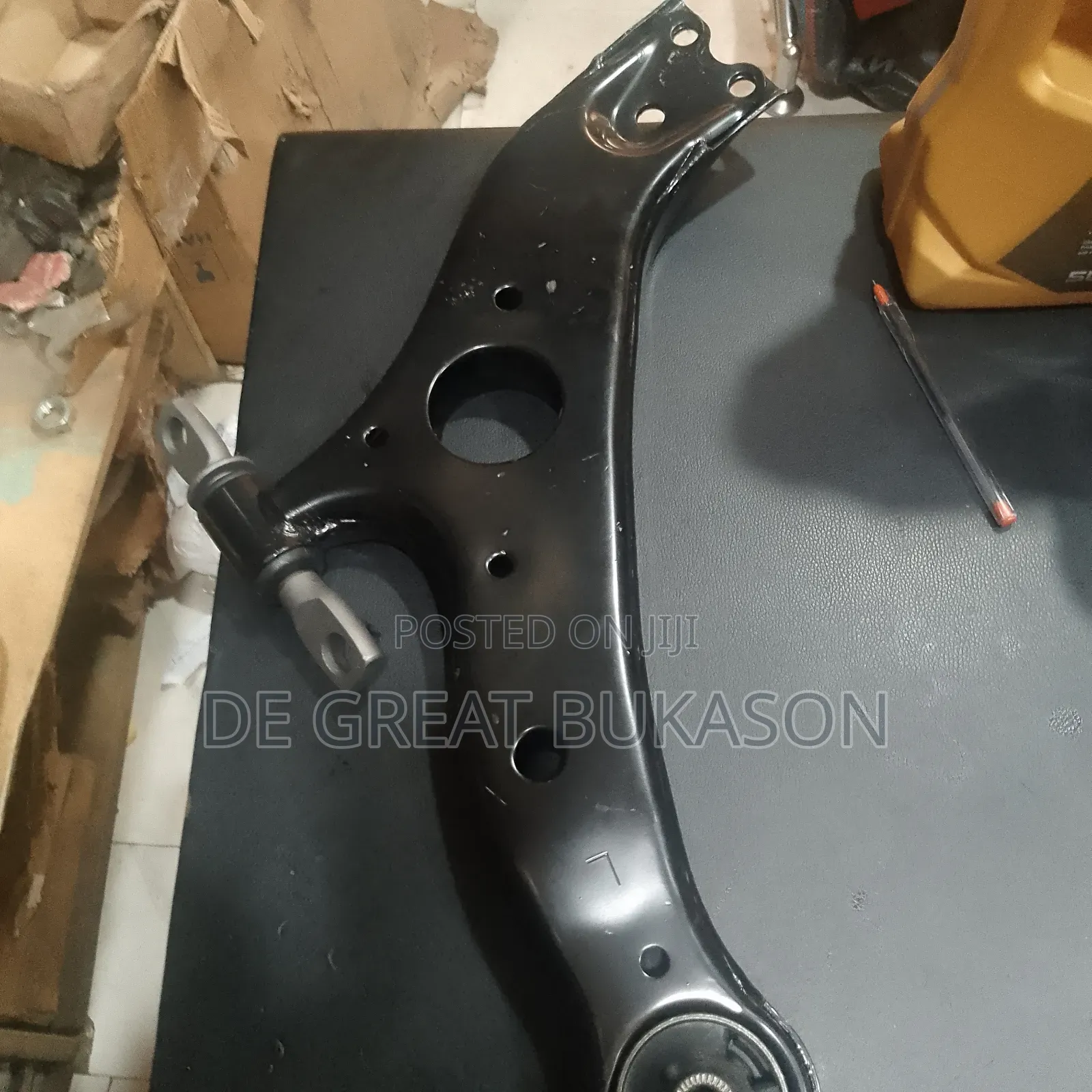 Lower Arm Assy Toyota Sienna 2005-2008