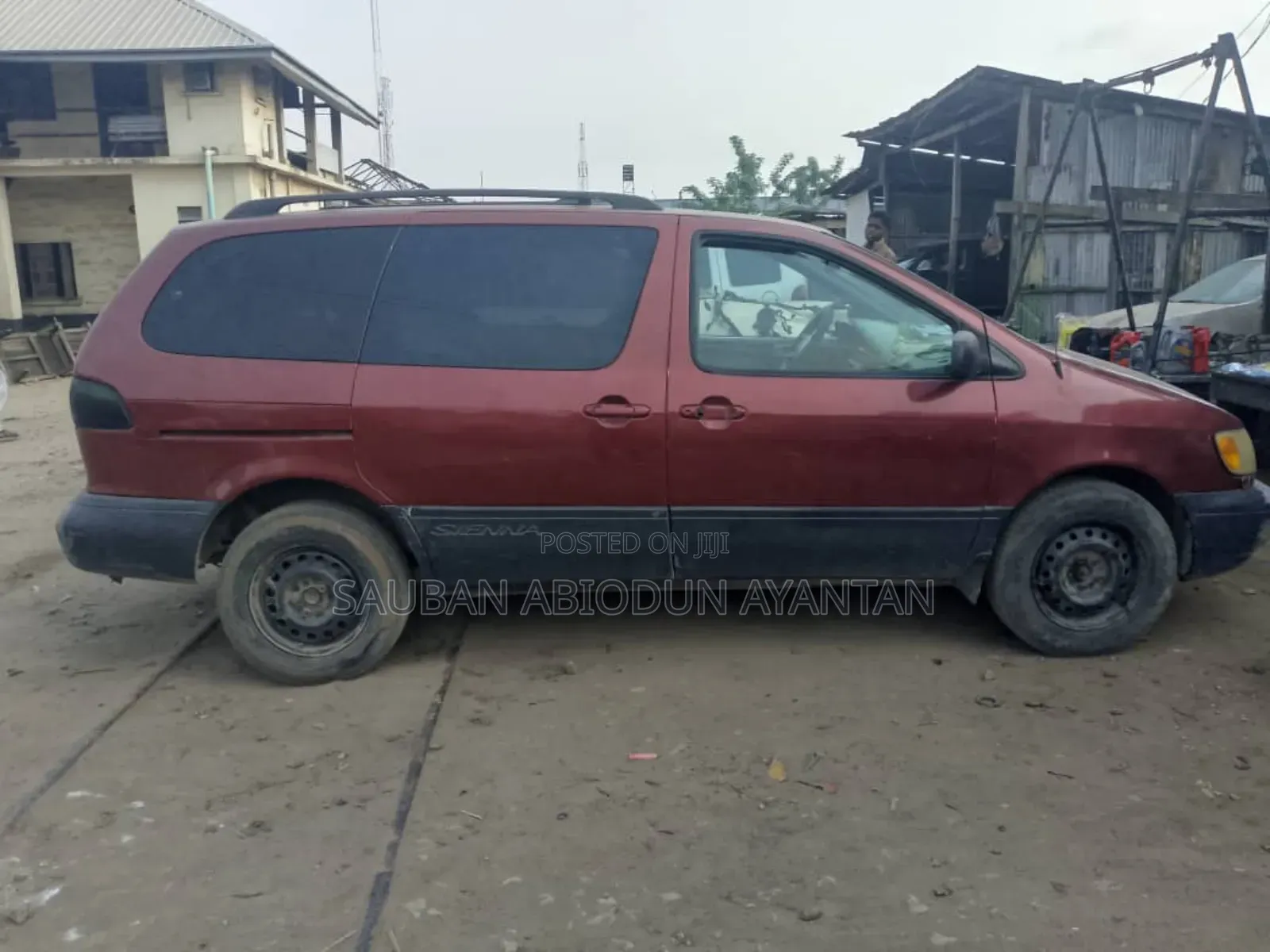 Sienna for Hire and Delivery