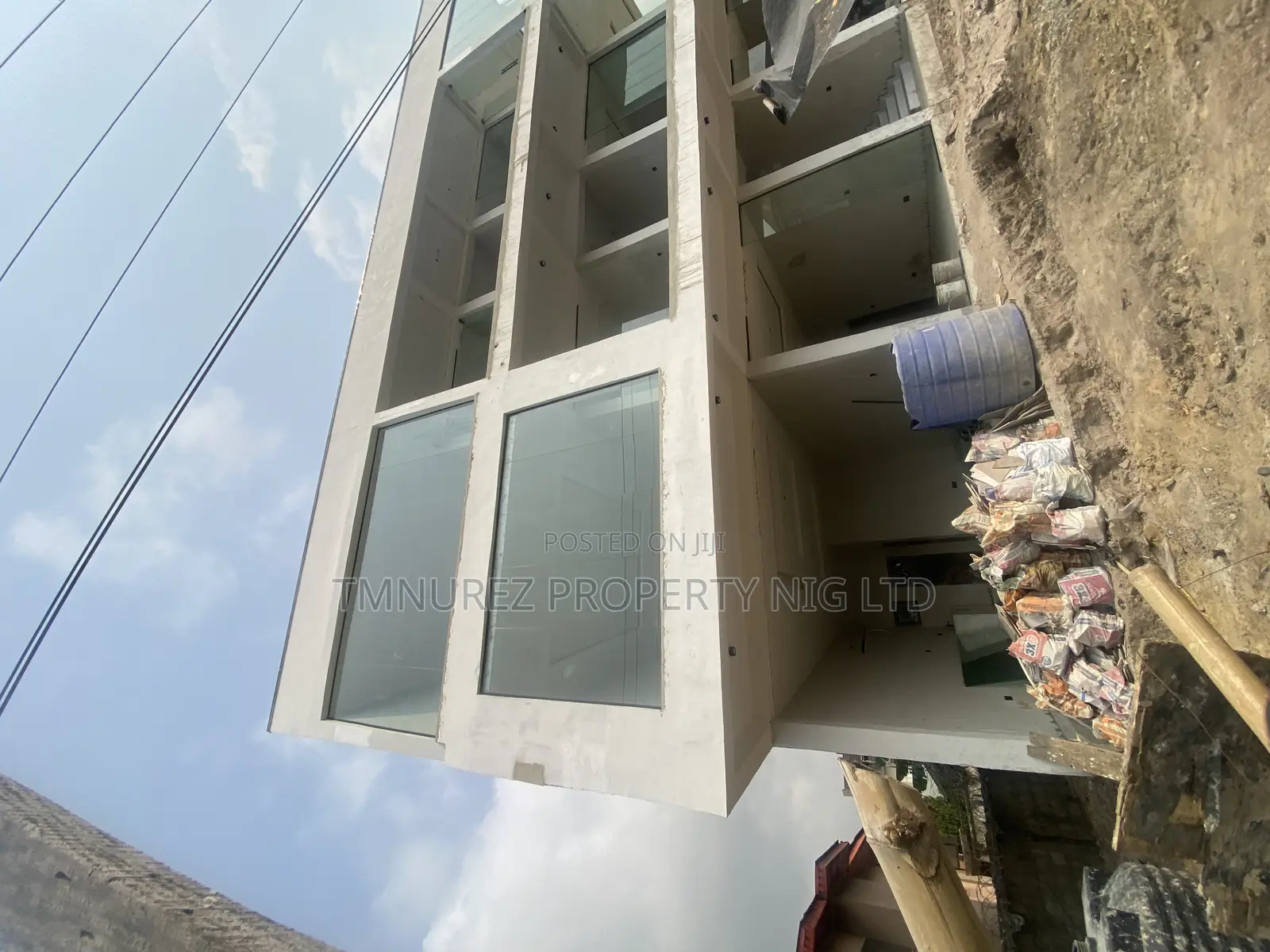 Building Materials Showroom in Lekki Epe Expressway Igboefon