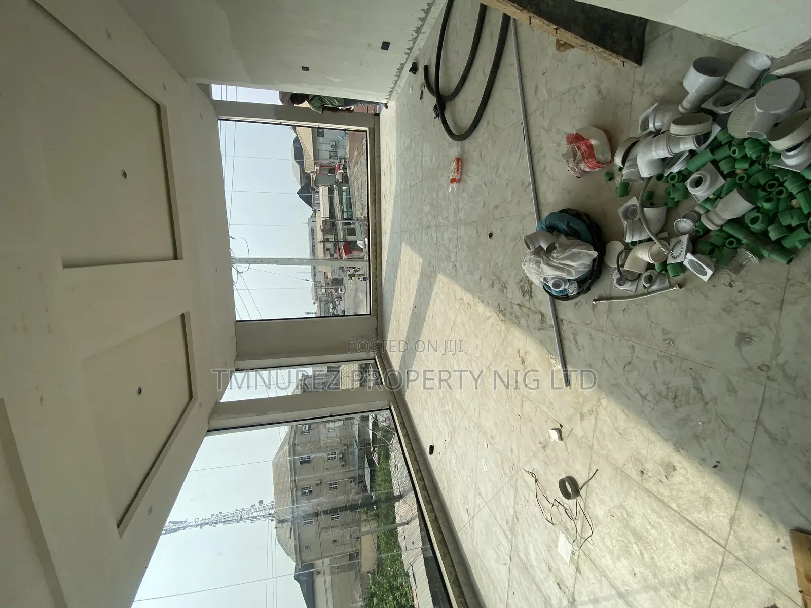 Building Materials Showroom in Lekki Epe Expressway Igboefon