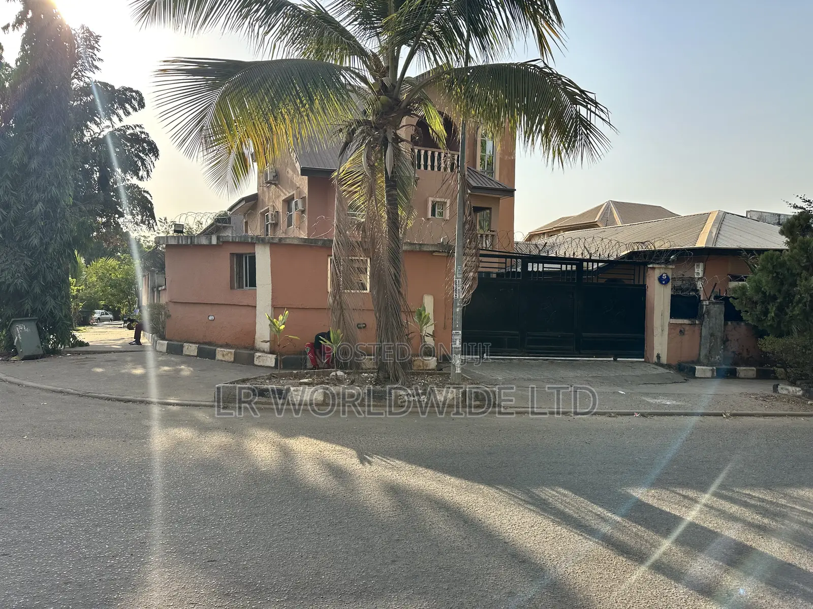 7bdrm Duplex in Garki 2 for sale