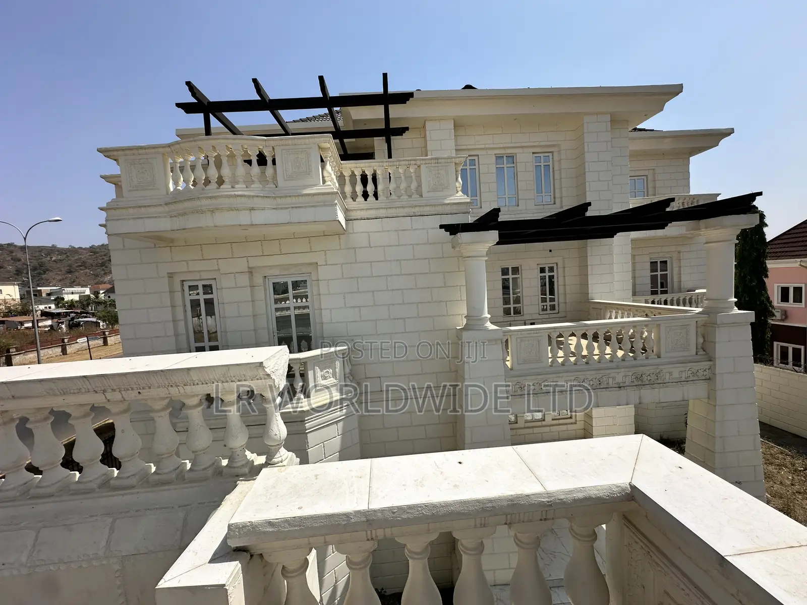 7bdrm Mansion in Katampe Extension for sale