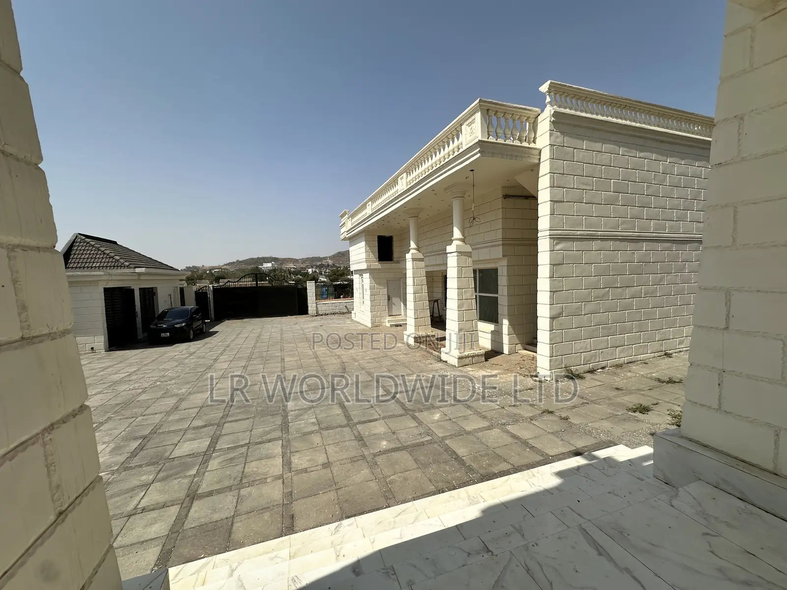 7bdrm Mansion in Katampe Extension for sale