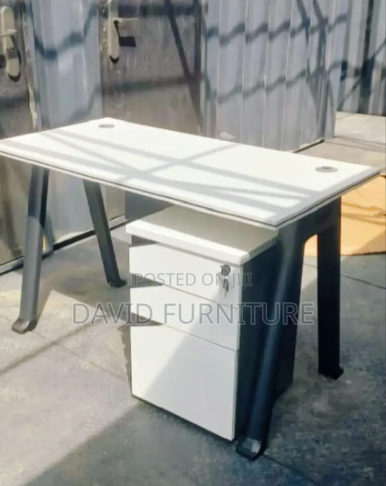 Metal Leg Desk