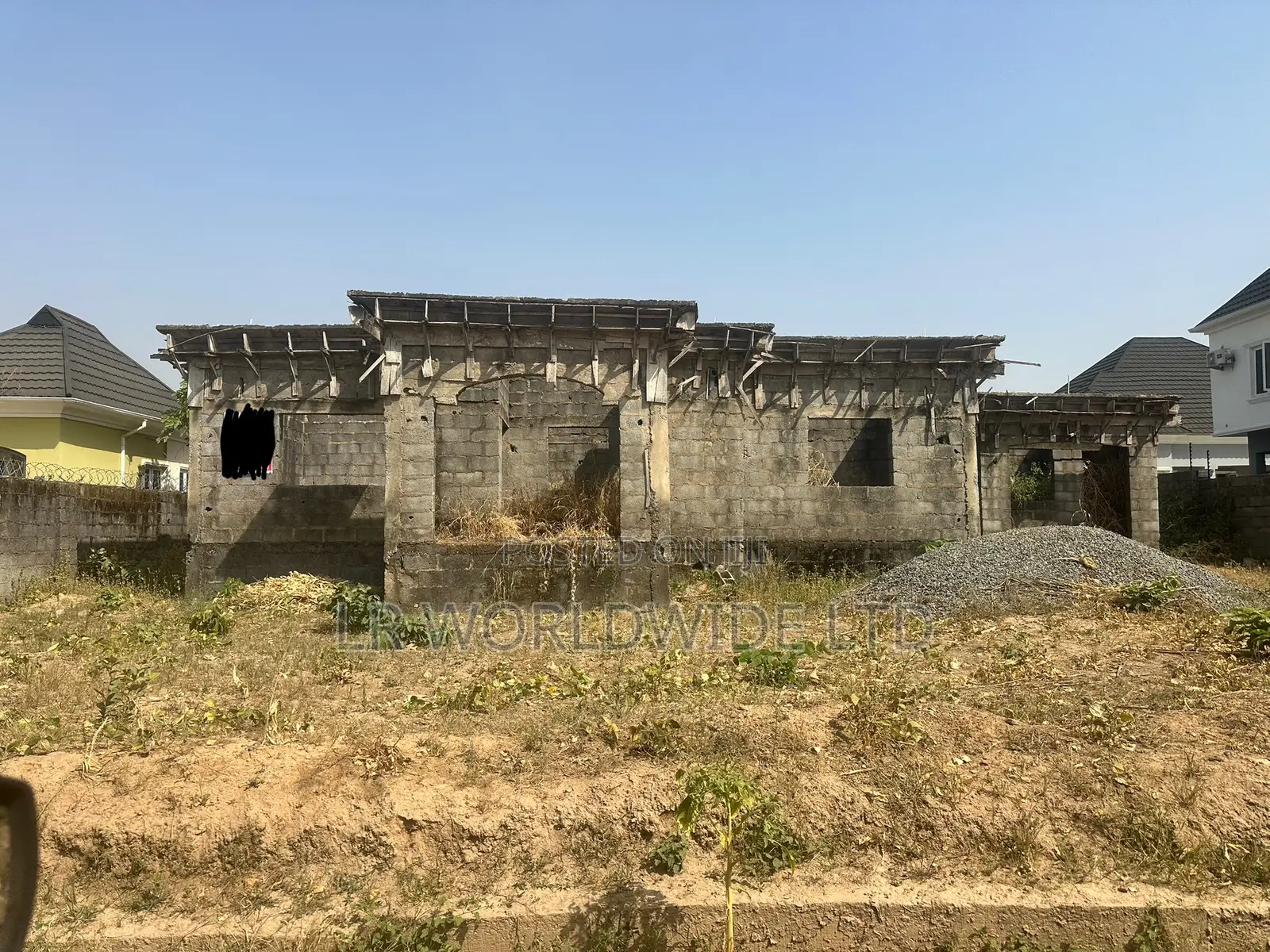4bdrm Bungalow in Lugbe District for sale
