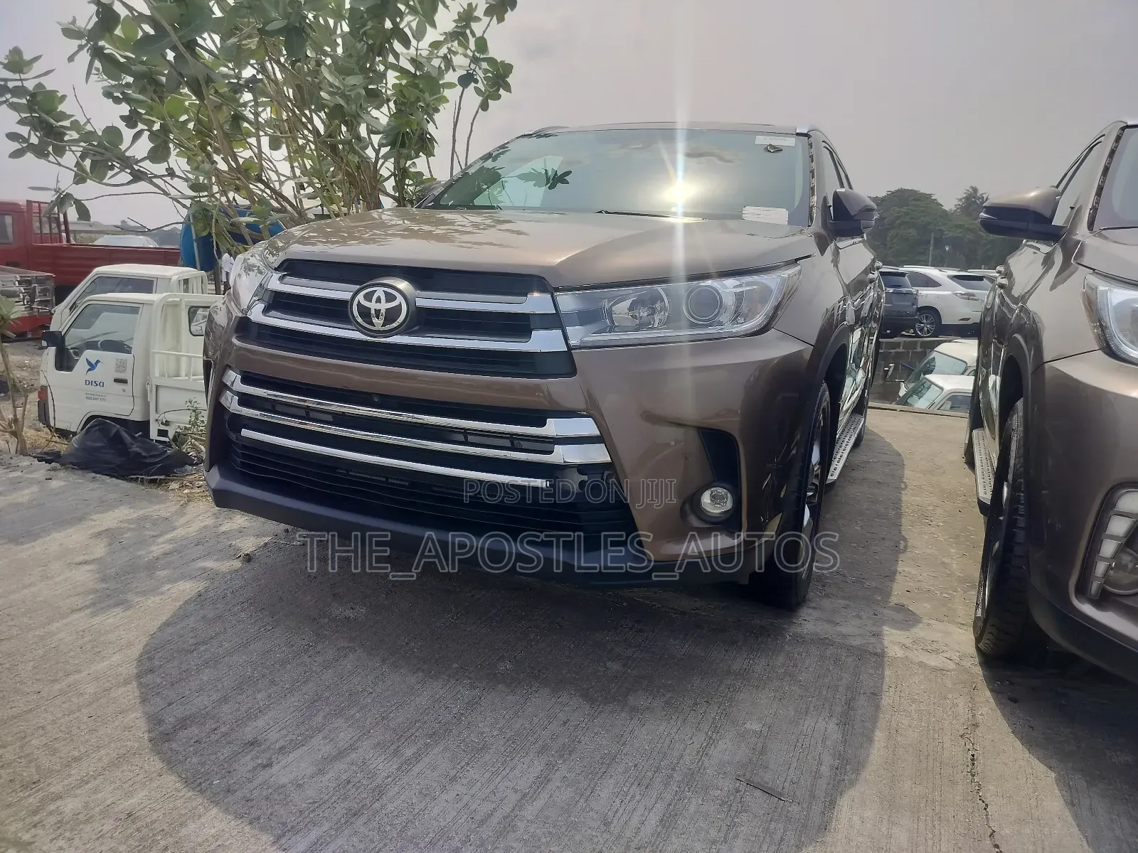 Toyota Highlander 2018 Brown