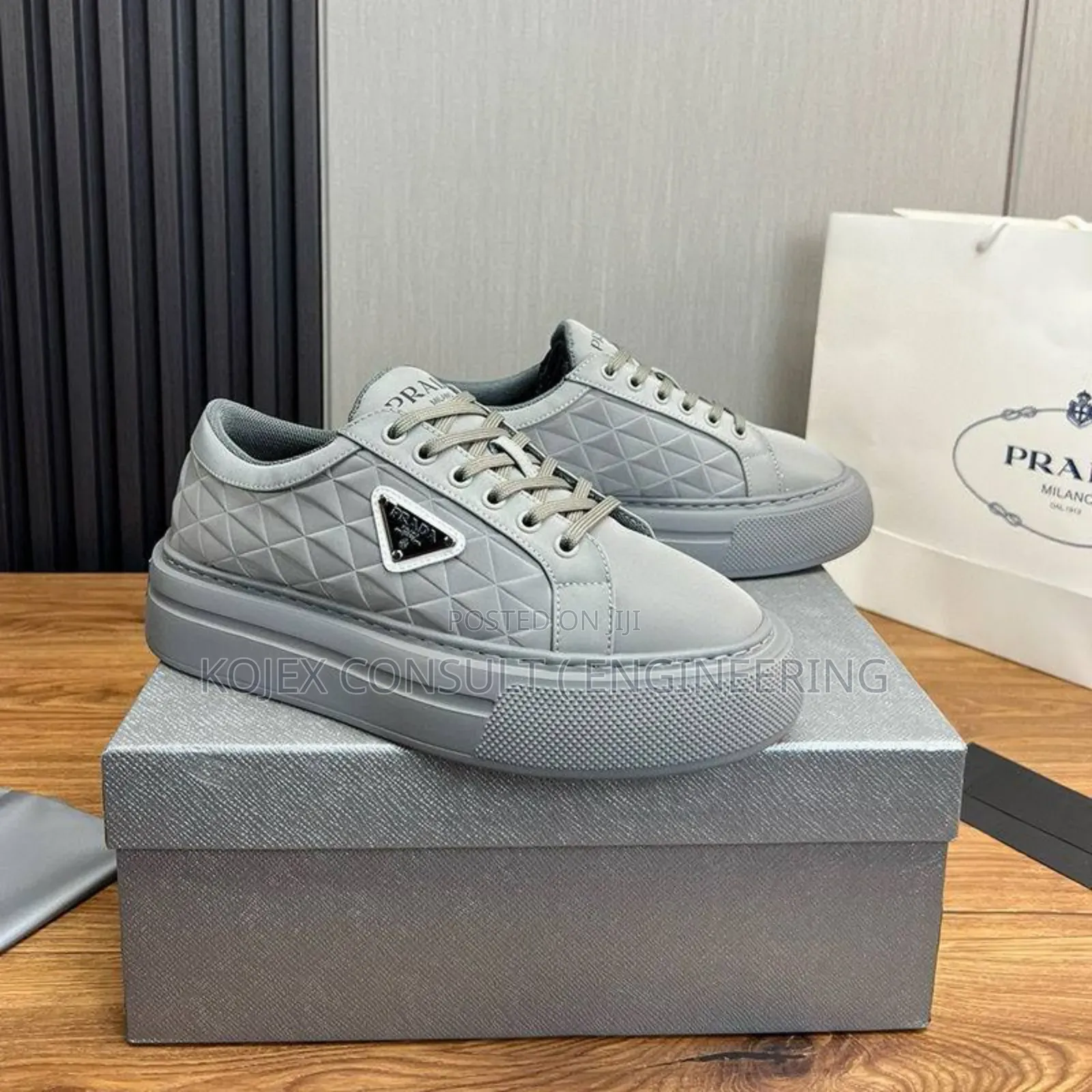 PRADA Milano Sneakers