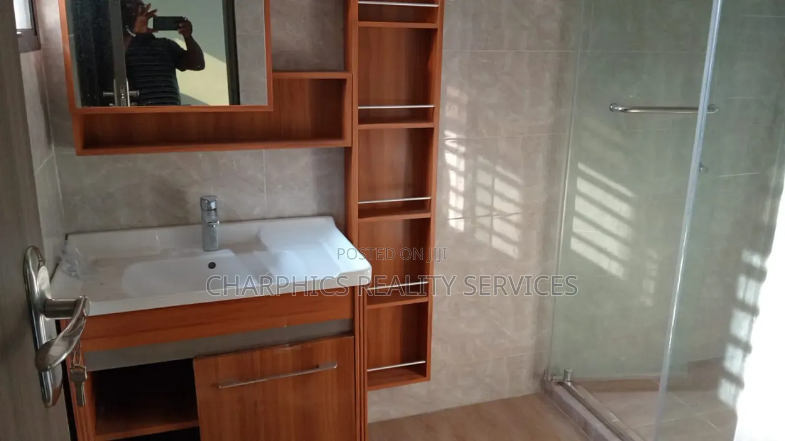 4bdrm Duplex in Surulere for sale