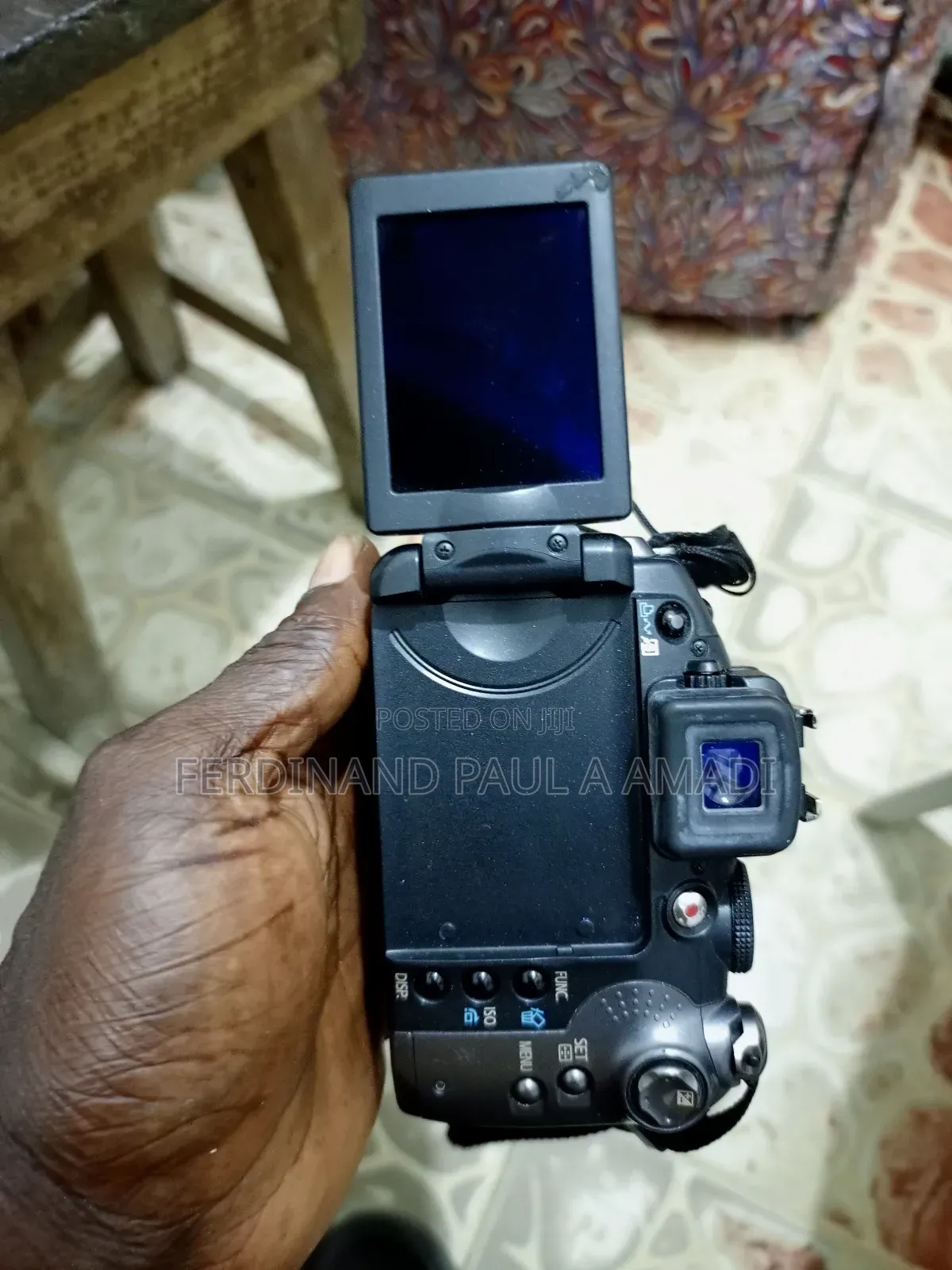 Canon Mini Professional With External Flash Place