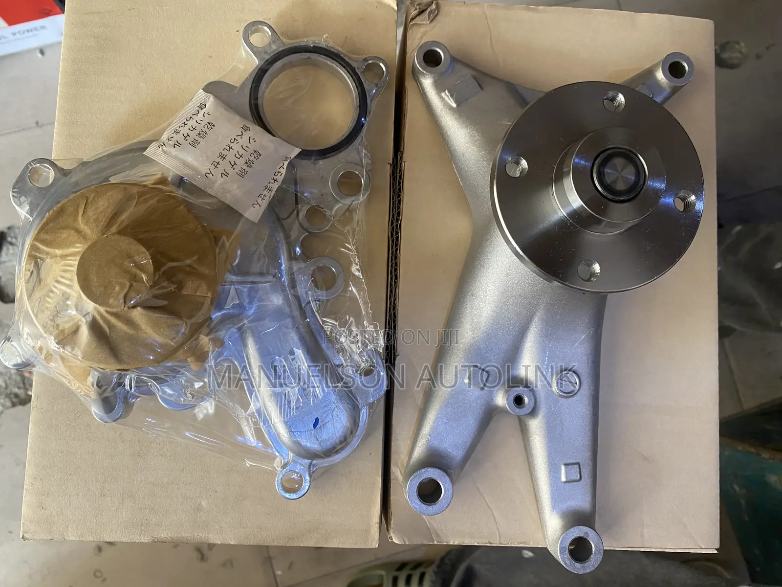 Water Pump for 3UR Engine LANDCRUISER V8