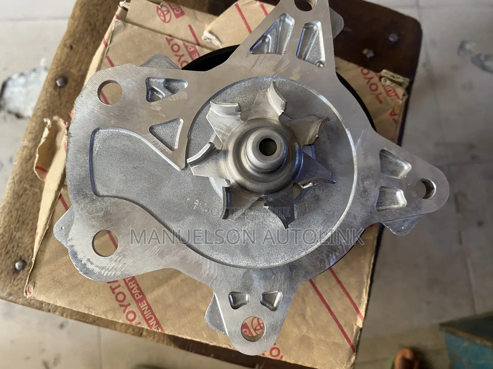 Water Pump for Corolla 2007-2012 2ZR Engine