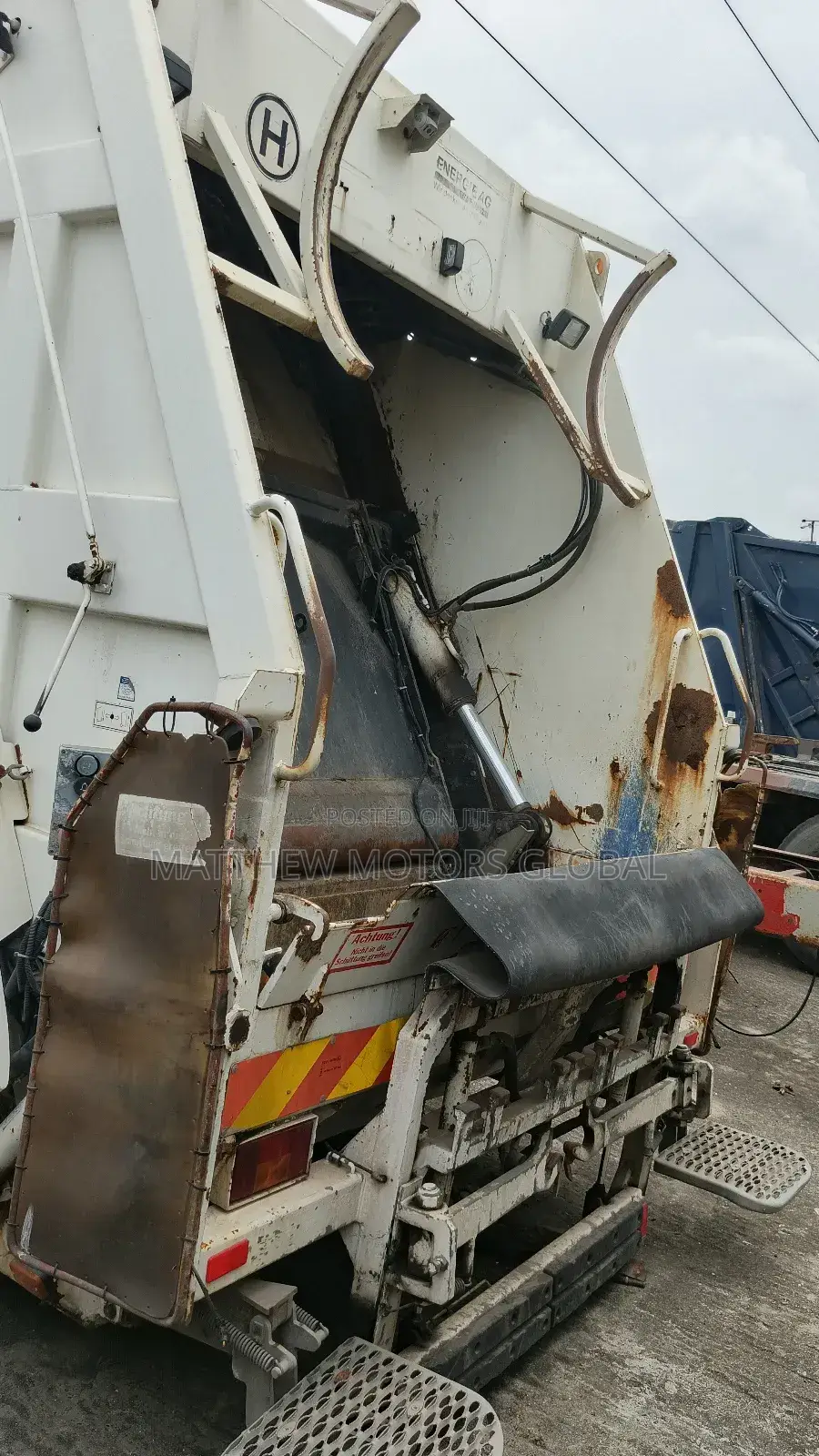 Super Clean Garbage Compactor Man Tga Truck
