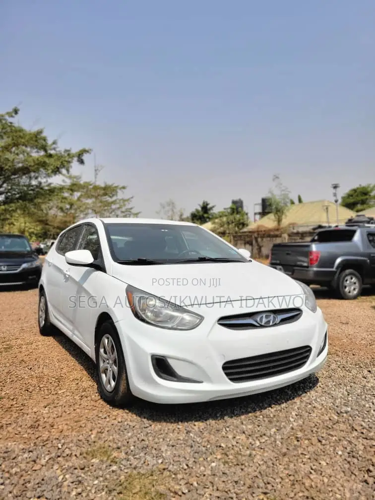 Hyundai Accent GS 2013 White