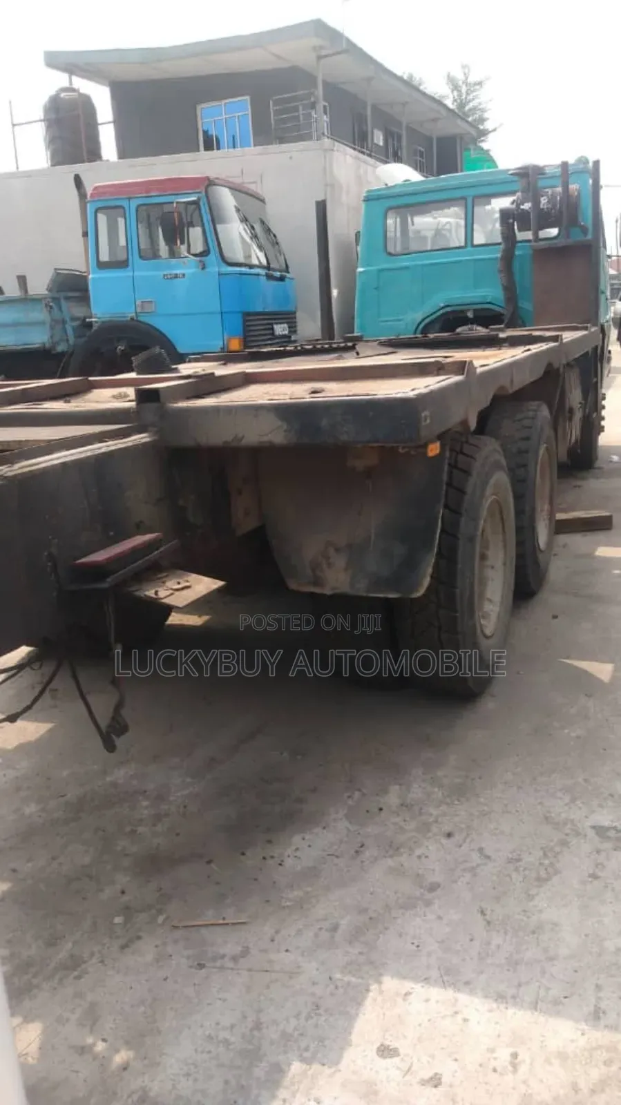 Steyr 10 Tyres Truck