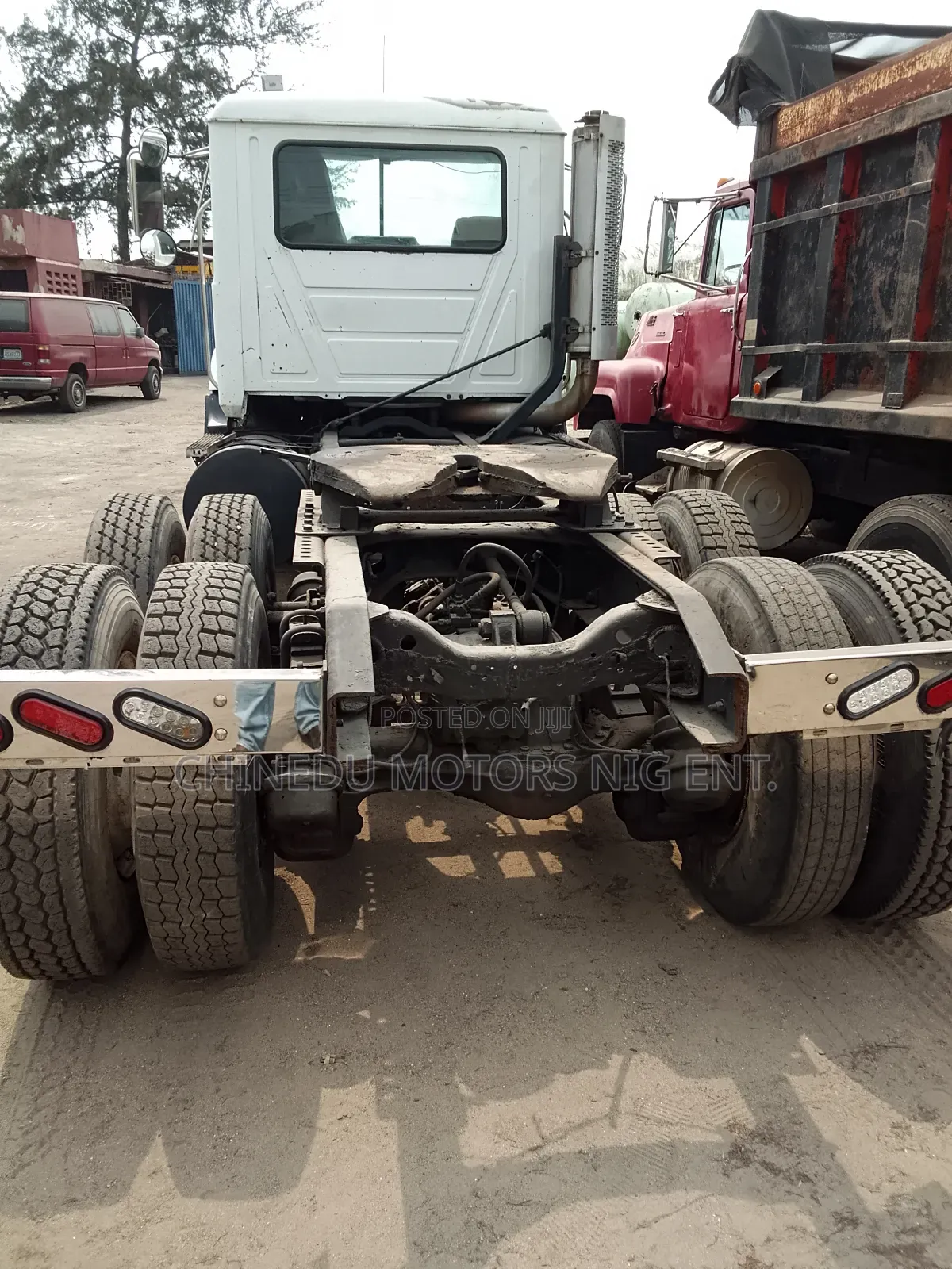 Mack Ch Tractor 10 Tyres