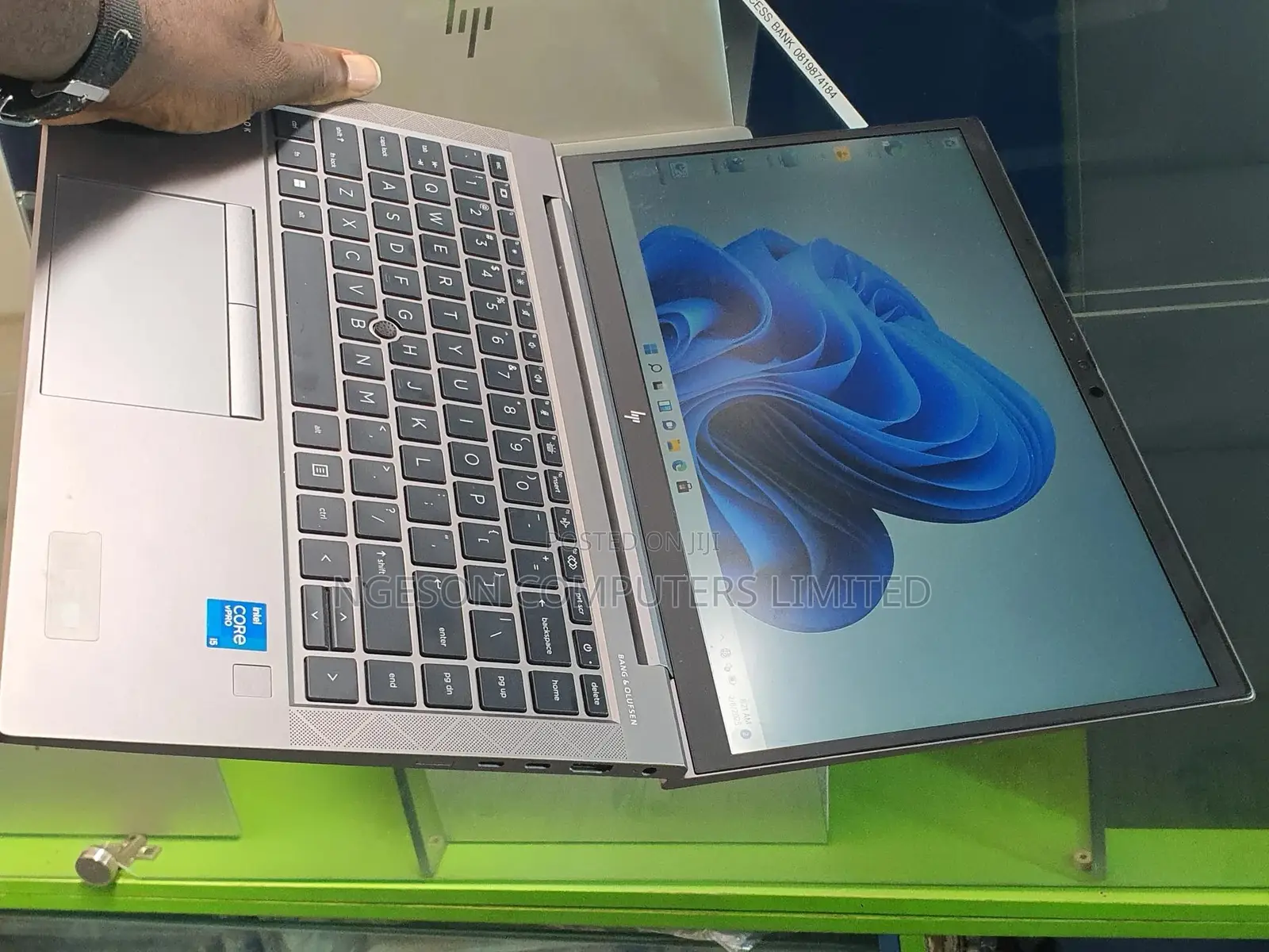 Laptop HP ZBook Firefly G8 8GB Intel Core I5 SSD 256GB