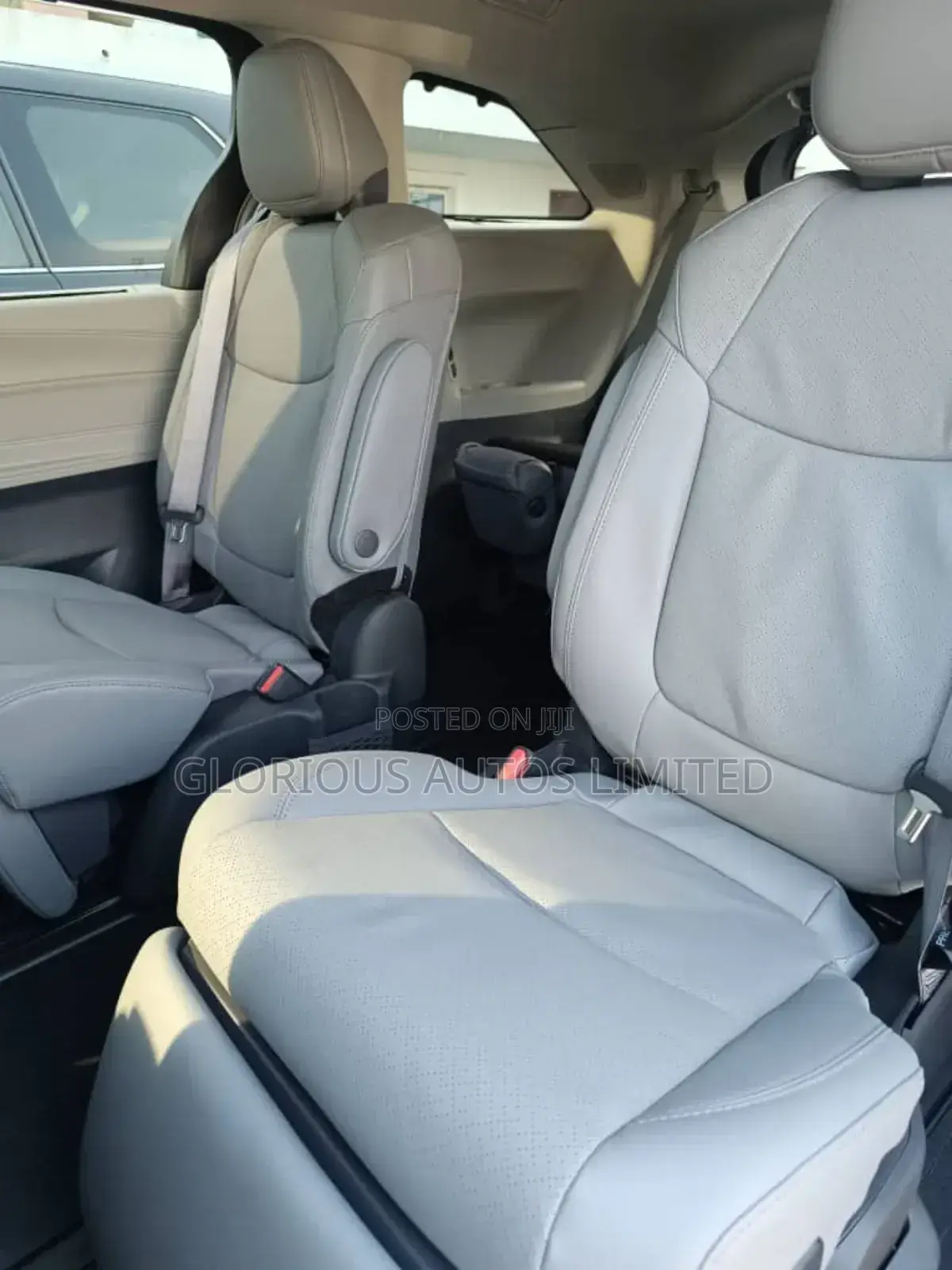 New Toyota Sienna 2025 Black