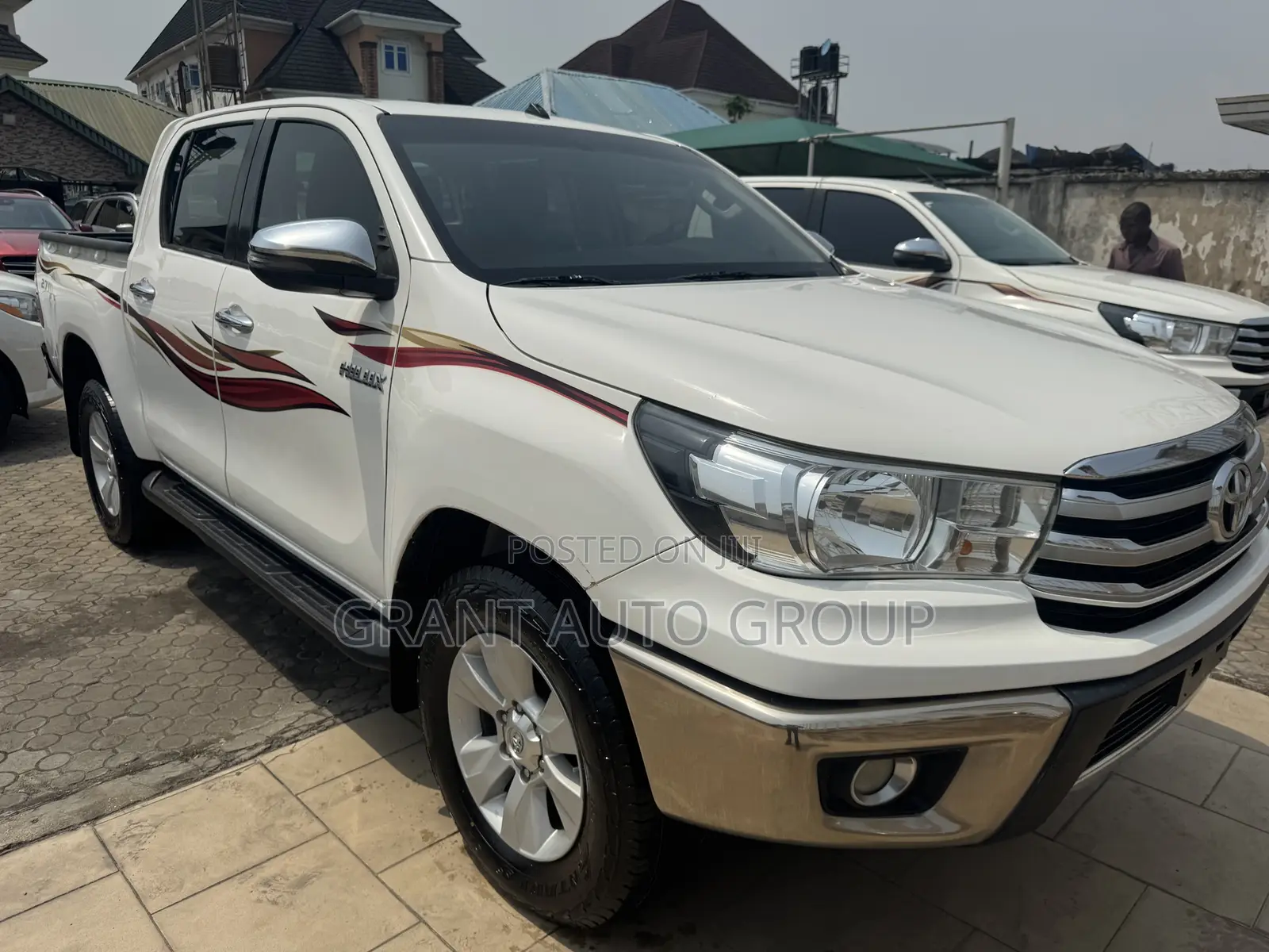 Toyota Hilux 2020 White