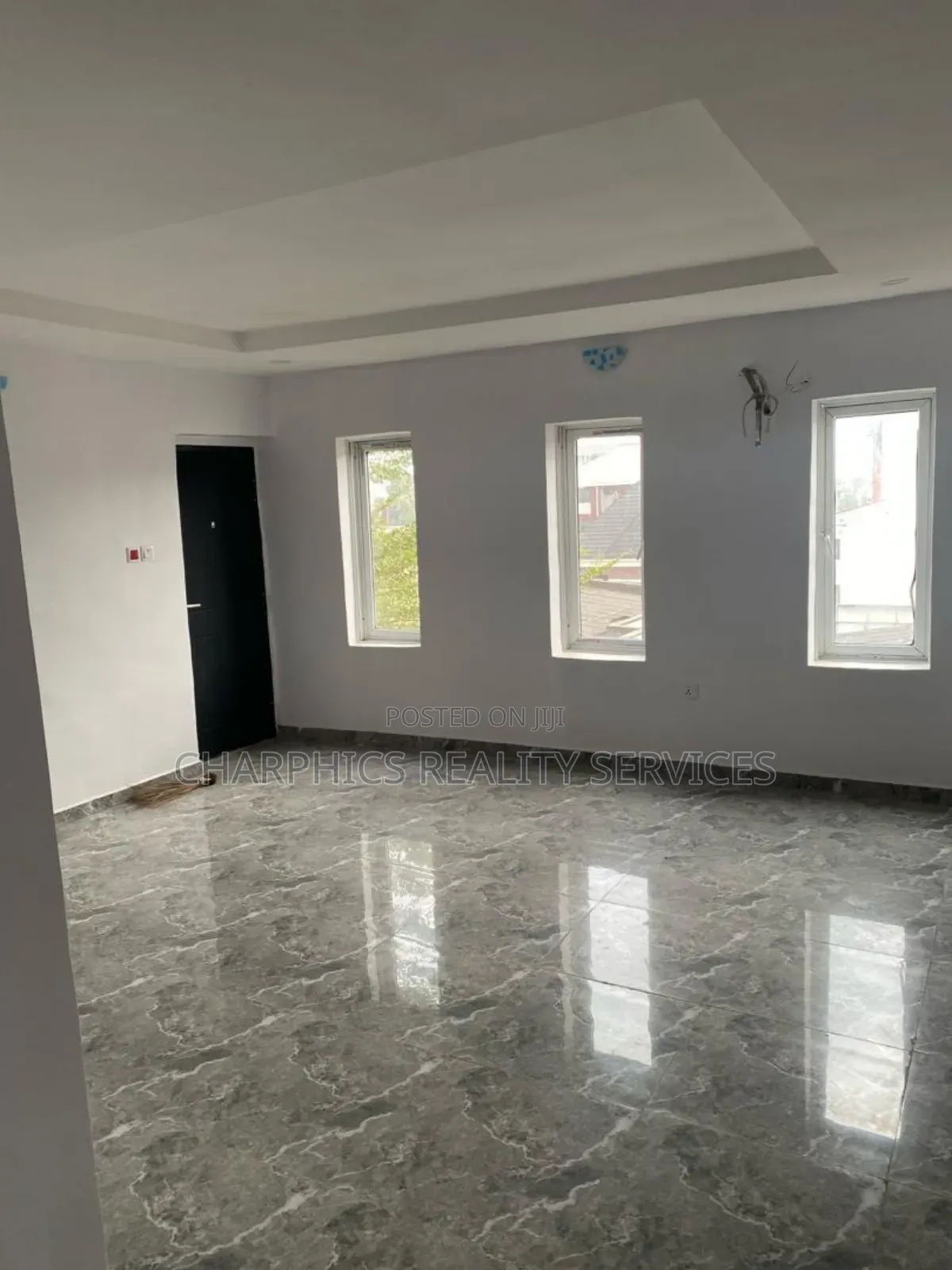 2bdrm Apartment in Alagomeji for sale