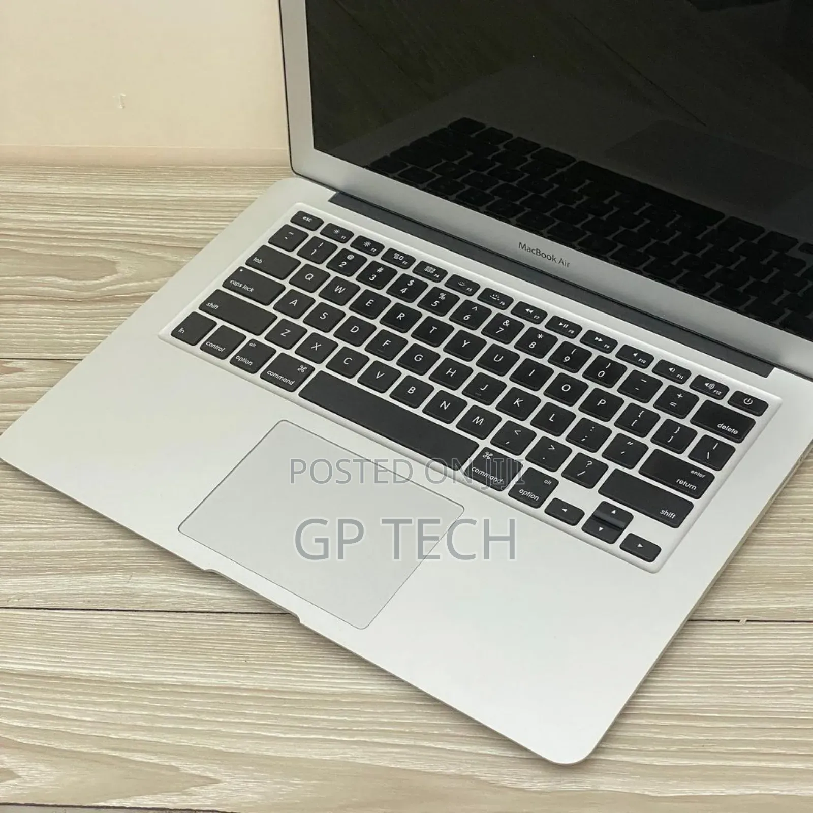 Laptop Apple MacBook Air 2012 4GB Intel Core i5 SSD 256GB