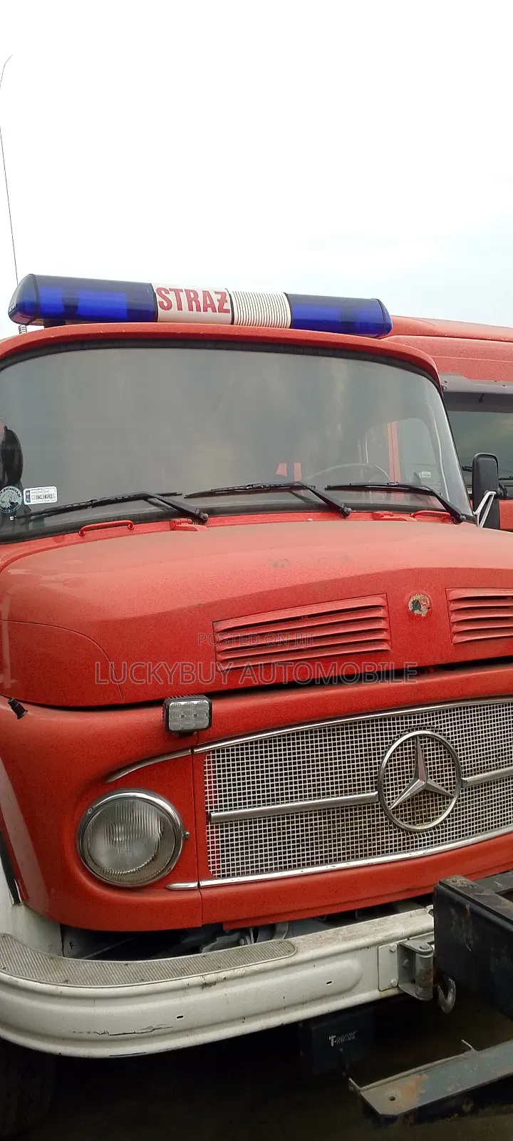 Mercedes Benz 911 Truck