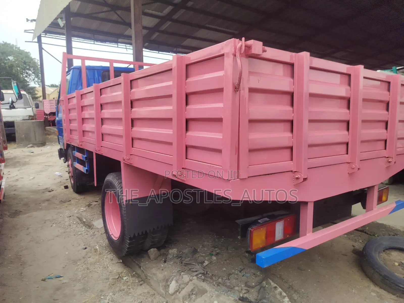 Toyota Dyna 300 Six Tyres With Strong Chassis