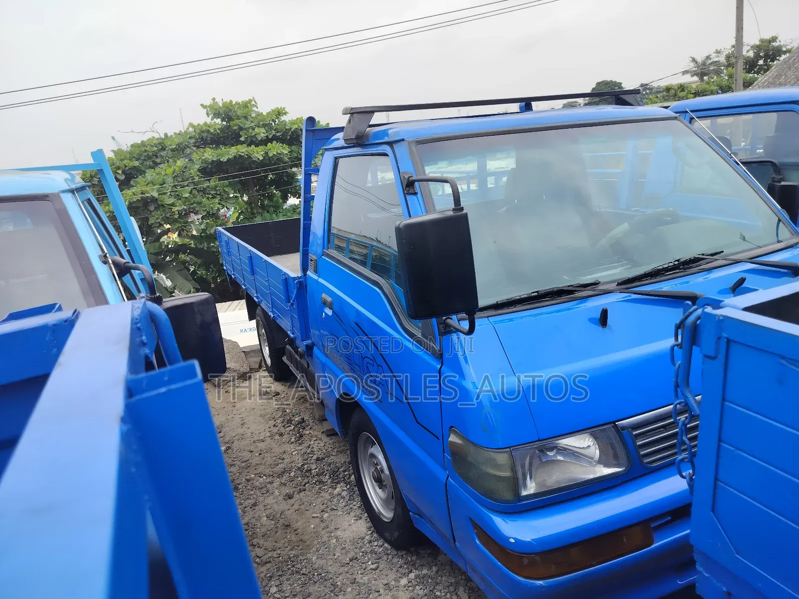 Blue Color Derica Mitsubishi Truck With Injector Engine