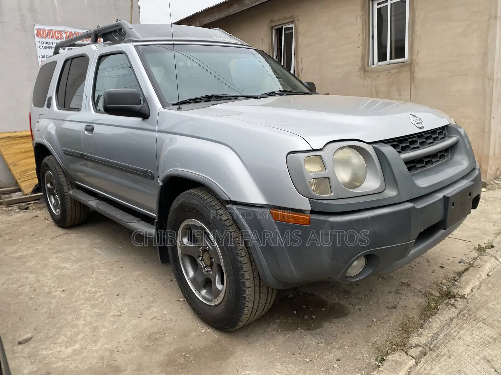 Nissan Xterra Automatic 2005 Silver