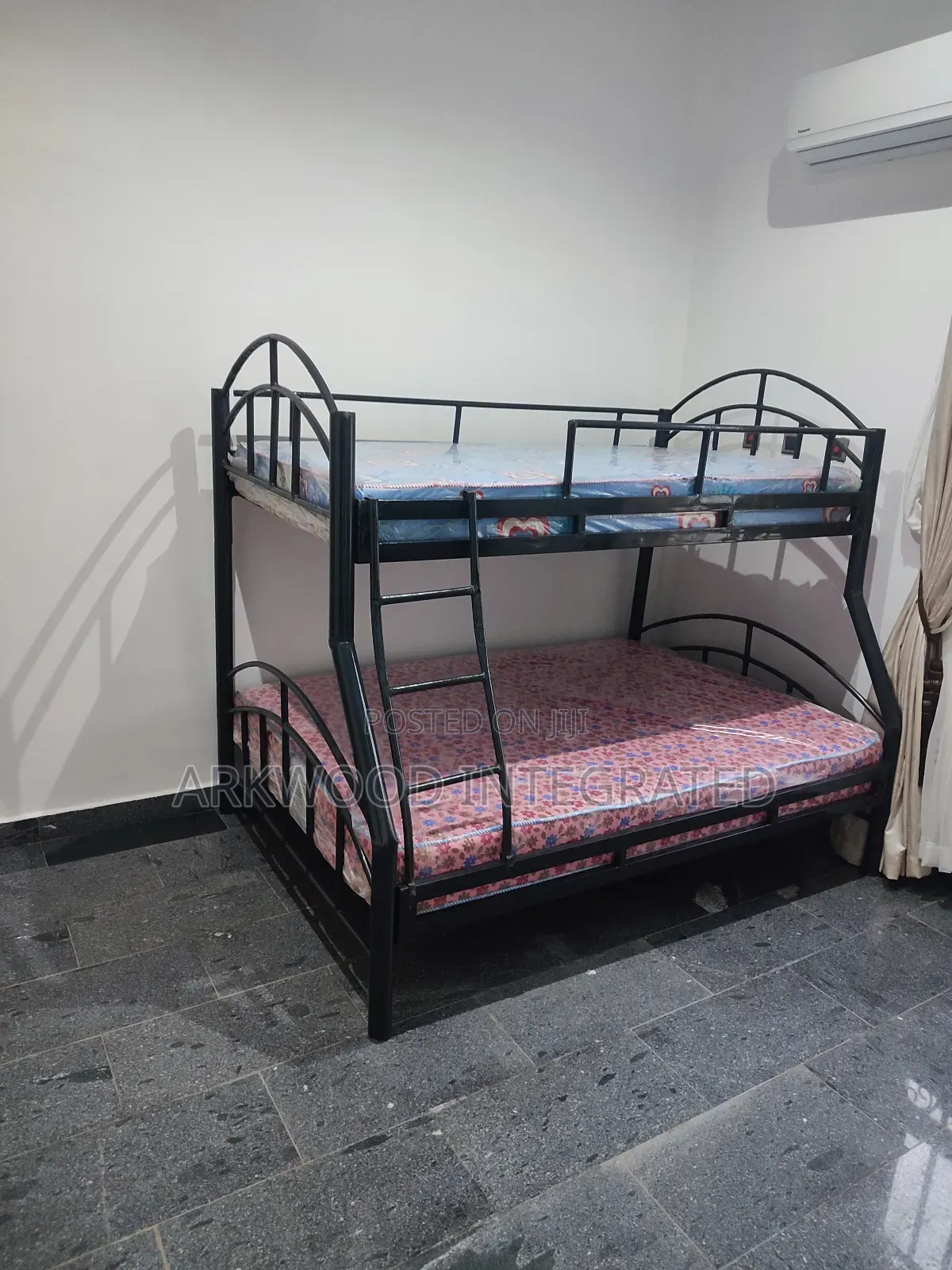 Detachable Adult Metal Bunk Bed Frame 4.5/6 Down 3.5/6 Up
