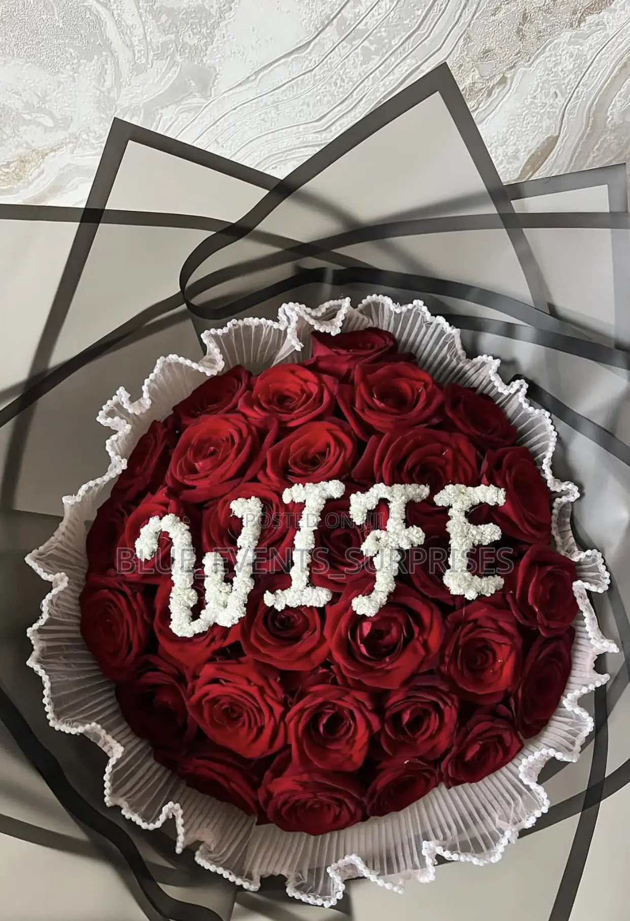 Red Roses Flower Bouquet