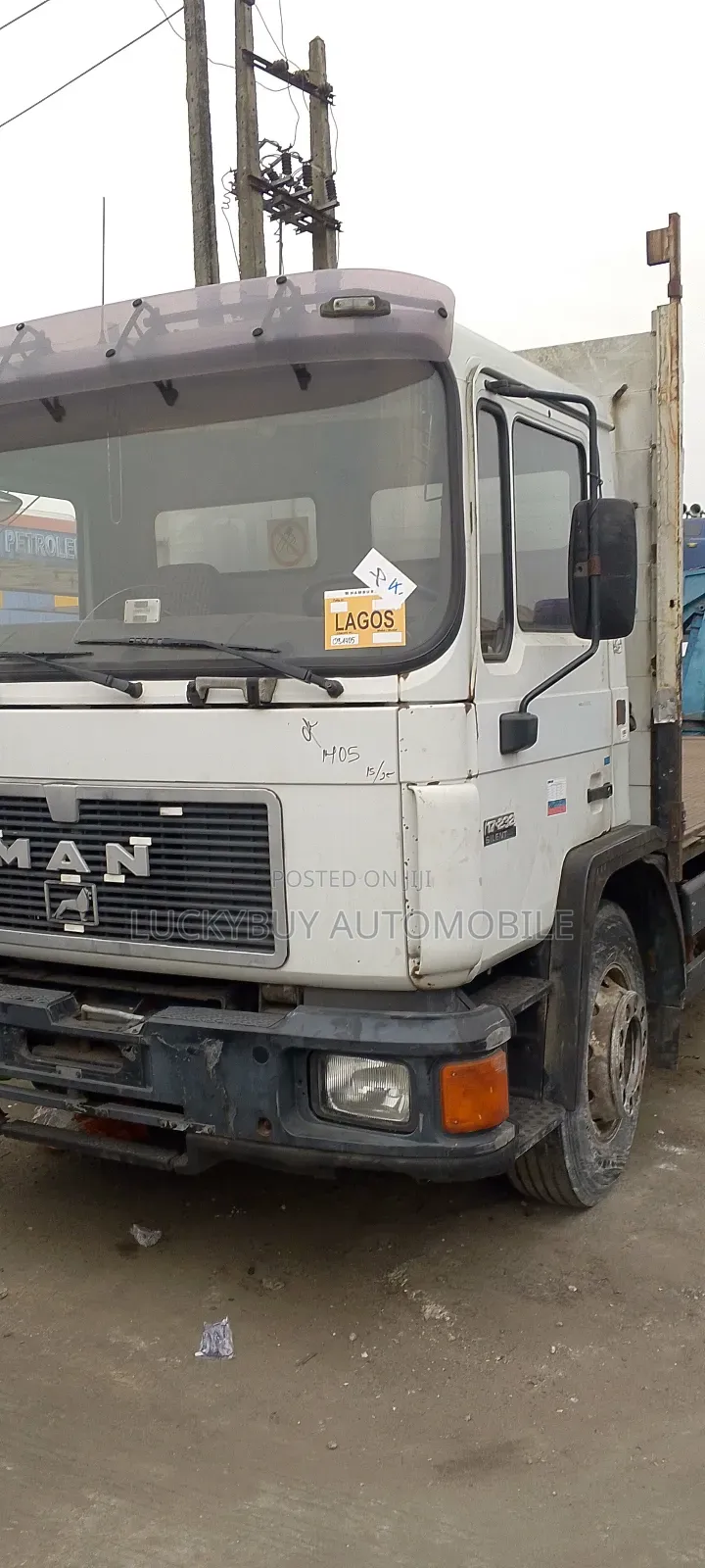 Man Diesel 6 Tires Truck