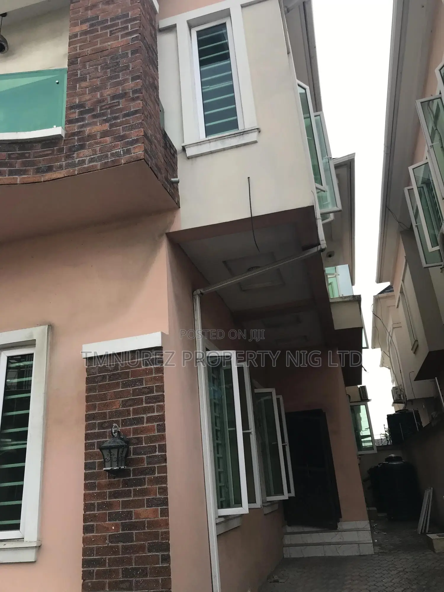 4bdrm Duplex in Osapa London, Lekki for rent