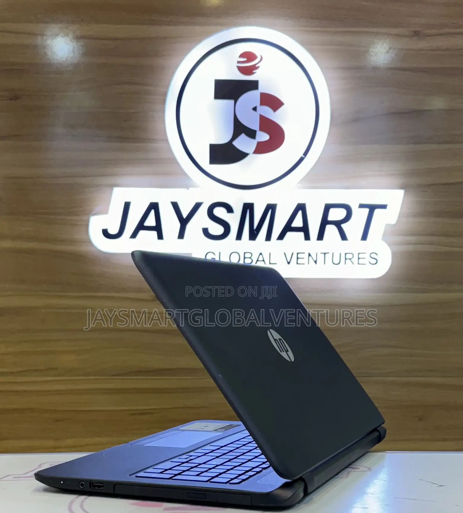 Laptop HP 15 8GB AMD A4 SSD 140GB