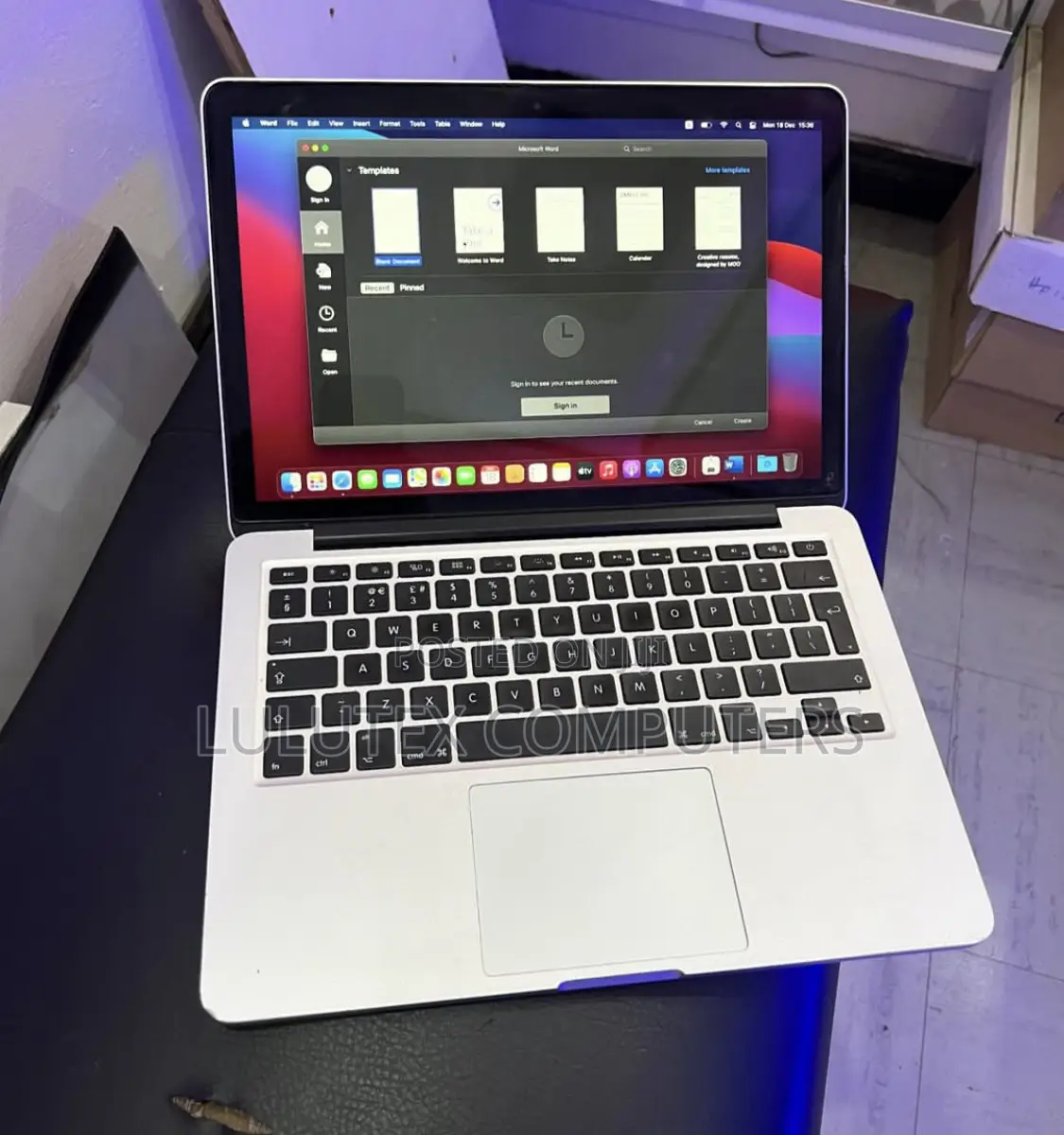Laptop Apple MacBook Pro 2015 8GB Intel Core I5 SSD 256GB