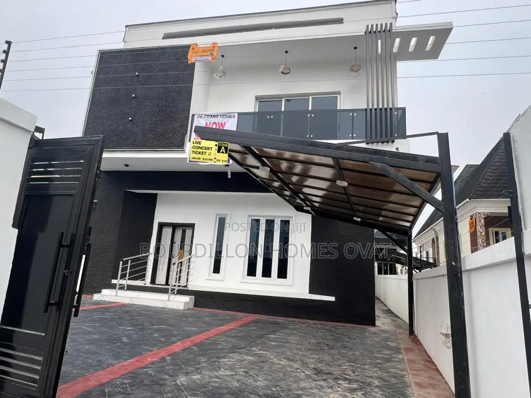 5bdrm Duplex in Lekki for sale