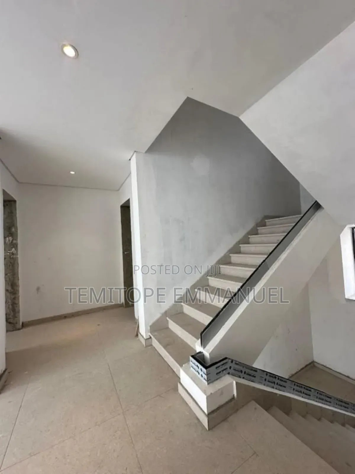 Furnished 5bdrm Duplex in Banana Island Estate for sale
